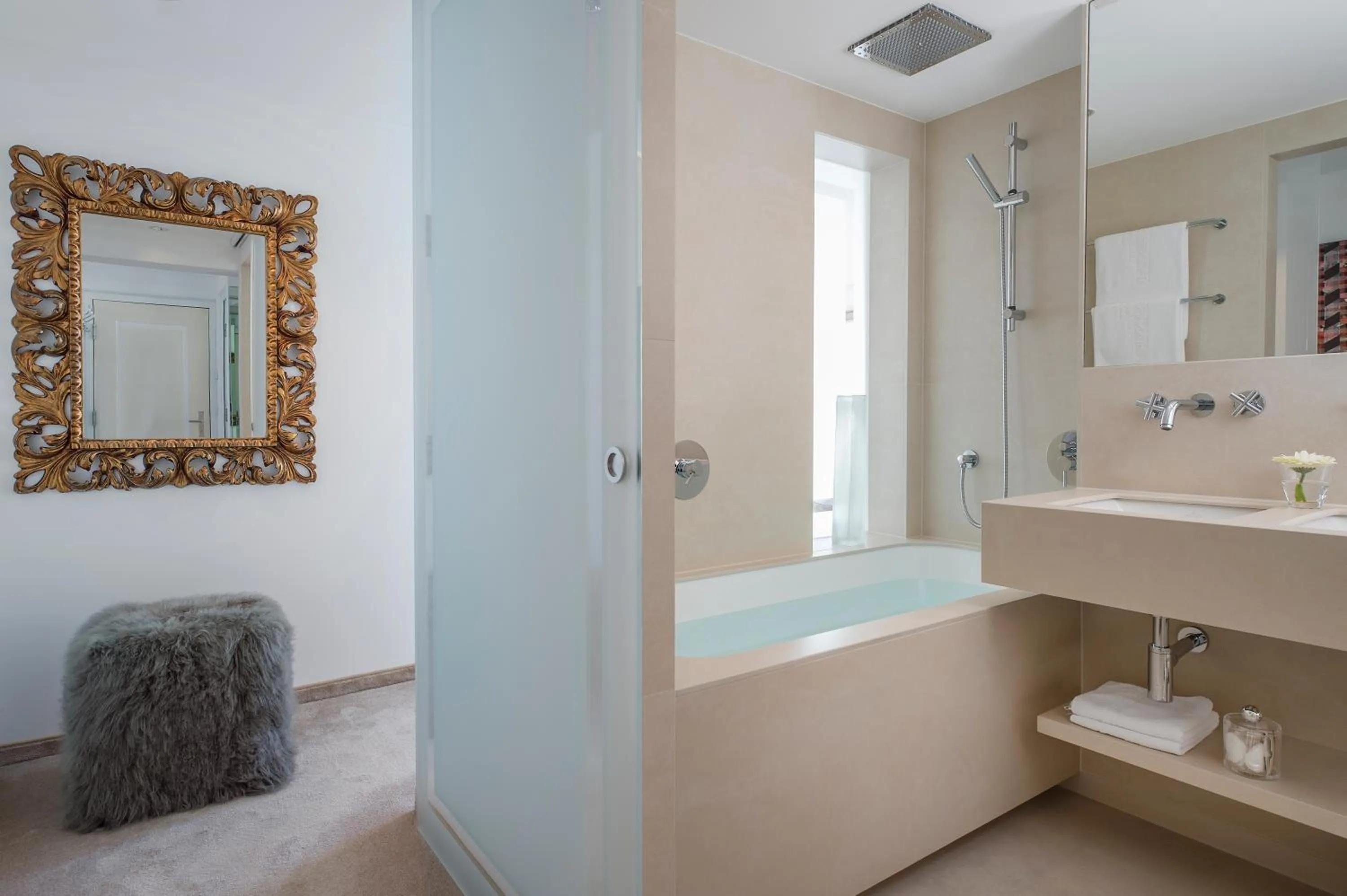 Bathroom in A-ROSA Hotel Thurnher's Alpenhof