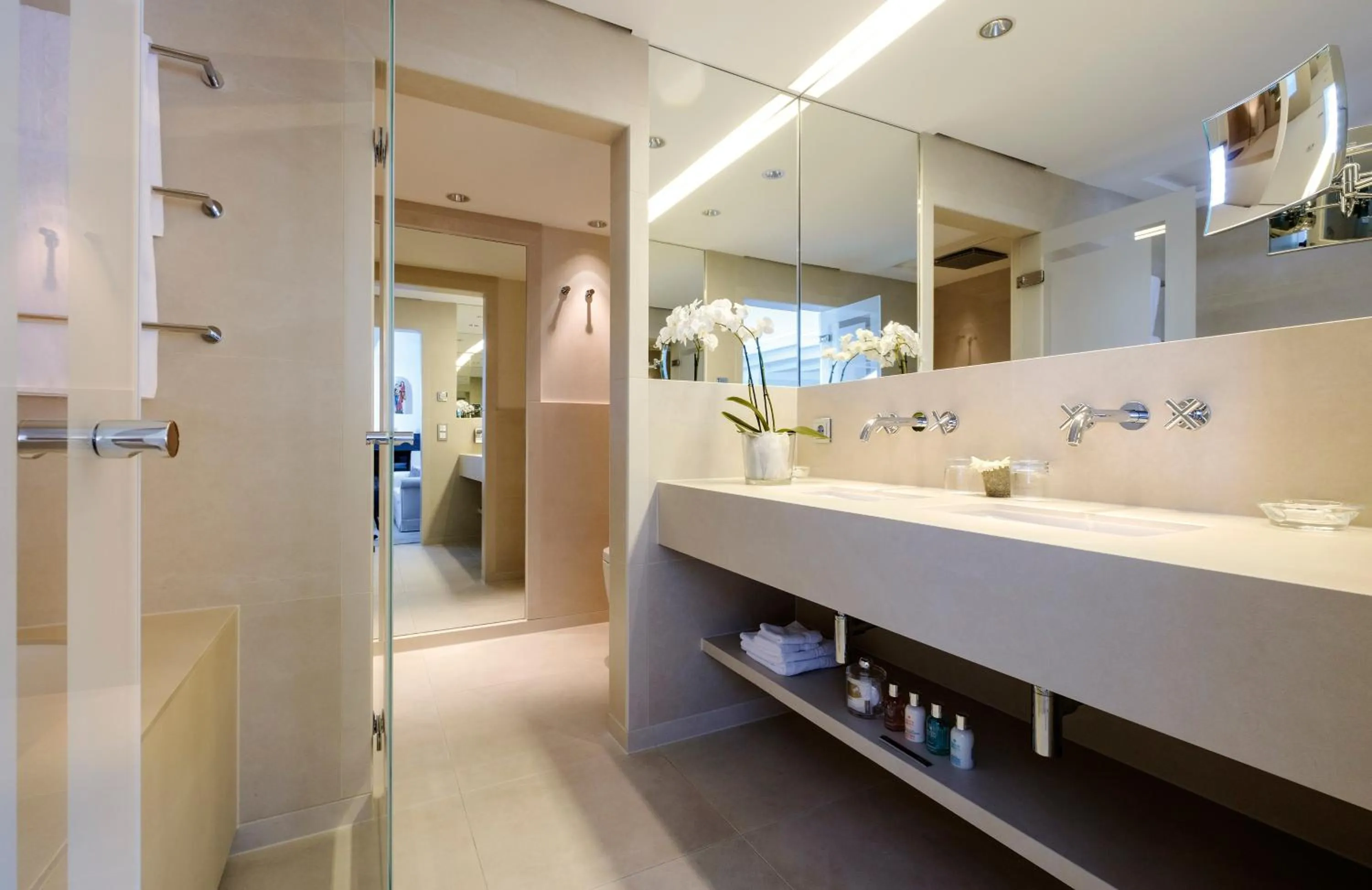 Bathroom in A-ROSA Hotel Thurnher's Alpenhof