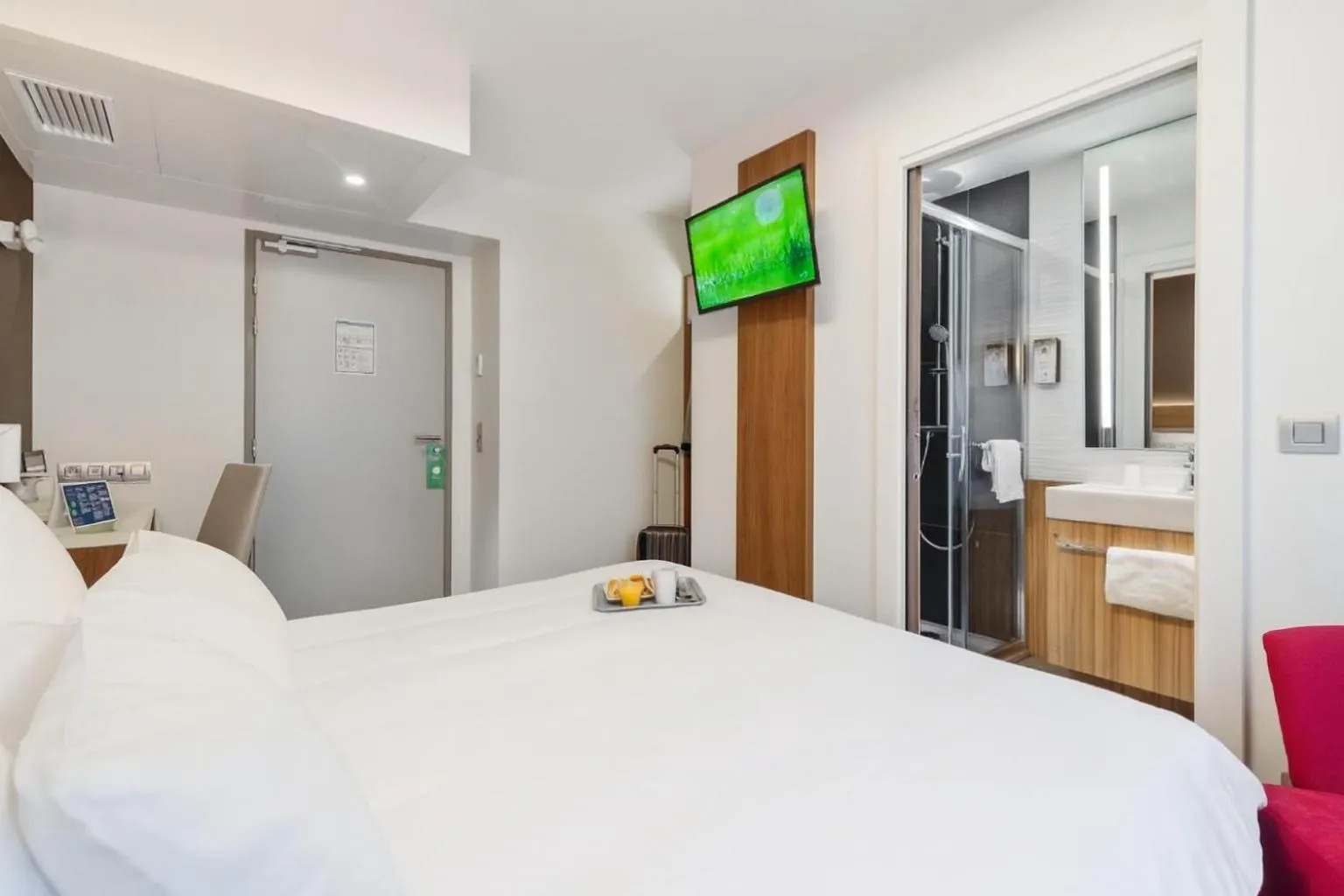 Bed in Campanile Epinal Centre - Gare