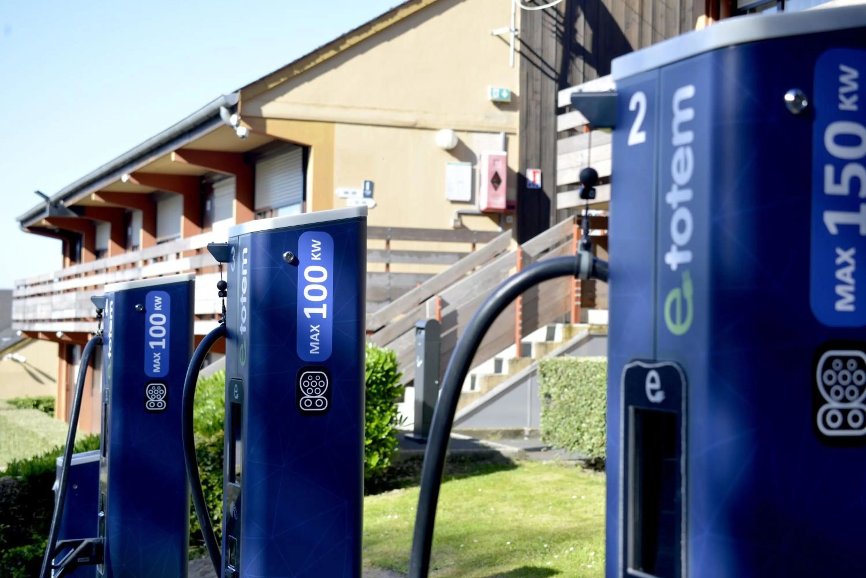 Parking in KYRIAD HONFLEUR - La Riviere Saint Sauveur