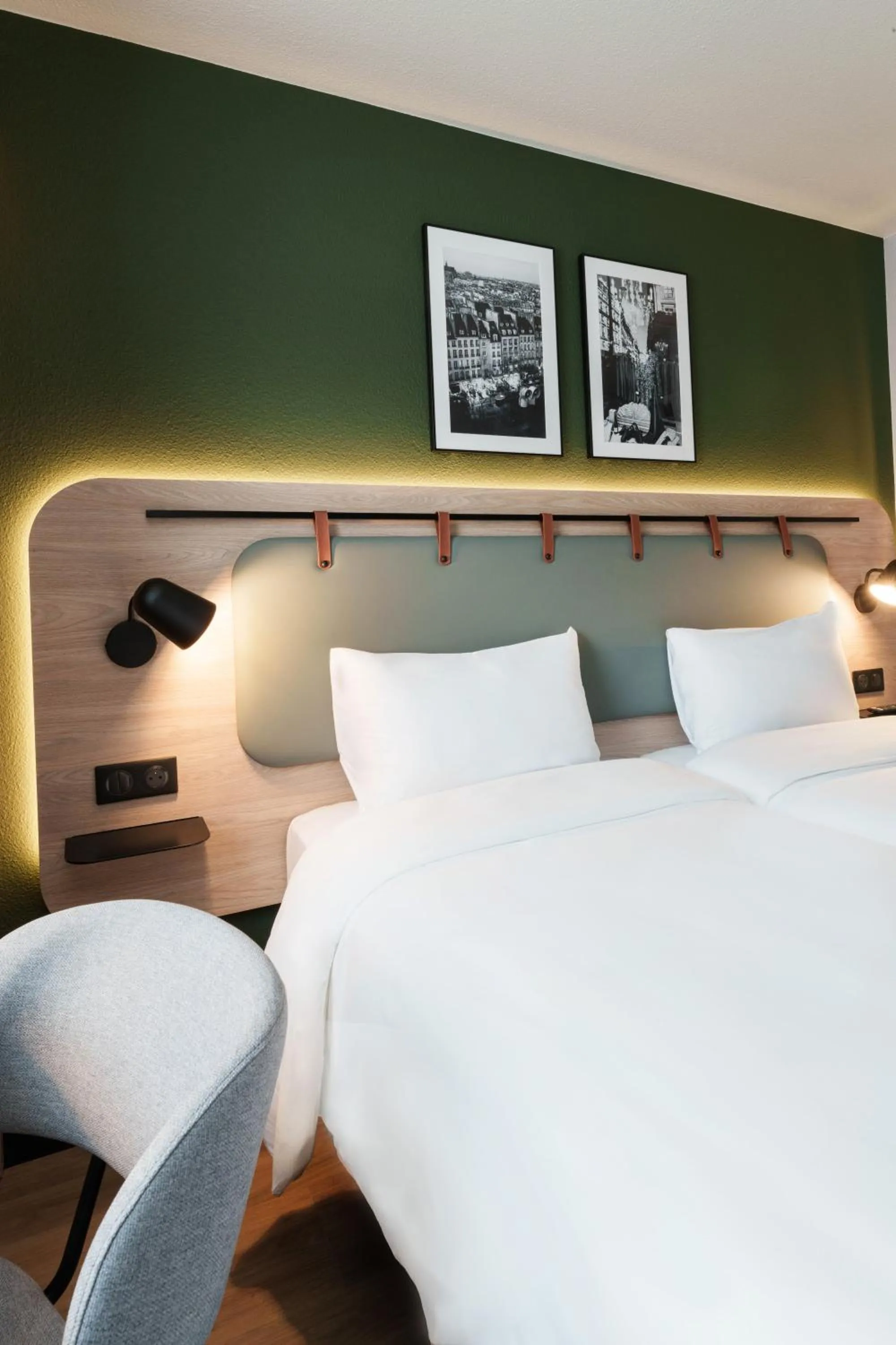 Bed in Campanile PRIME - Nice Airport