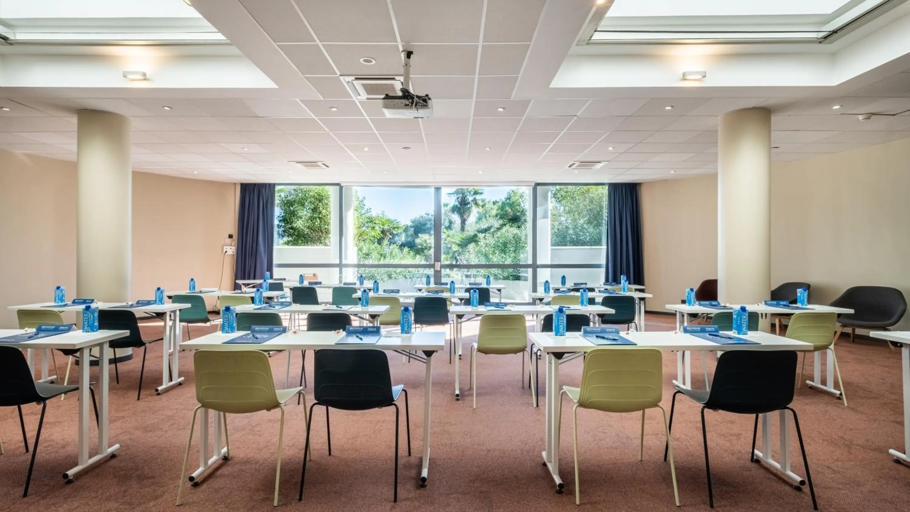 Meeting/conference room in Campanile PRIME - Nice Airport
