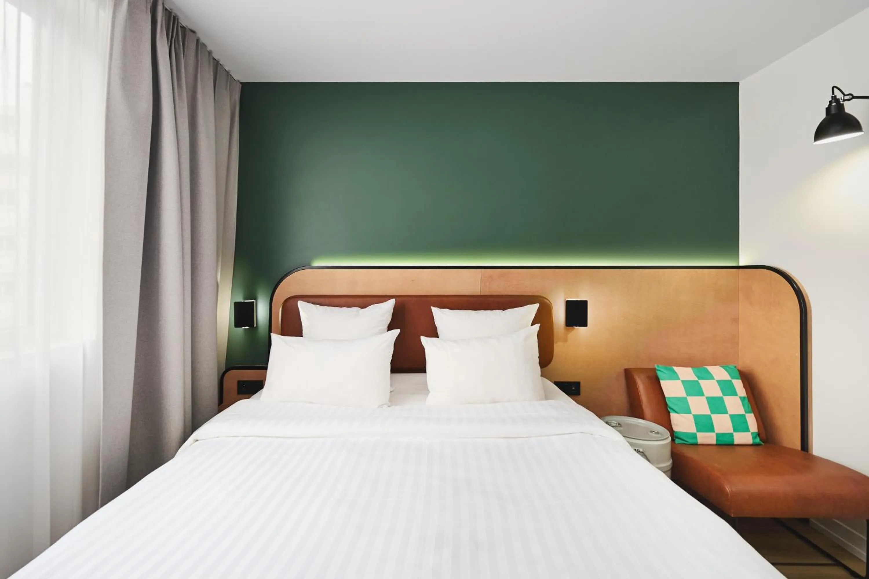 Bed in Moxy Paris Bastille