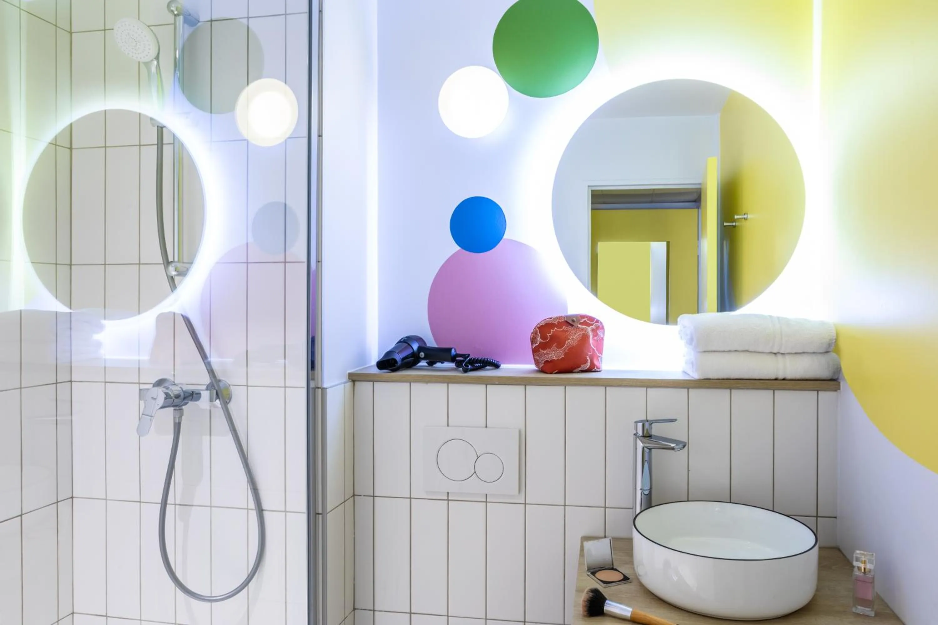 Shower in Ibis Styles Paris Saint Denis Pleyel