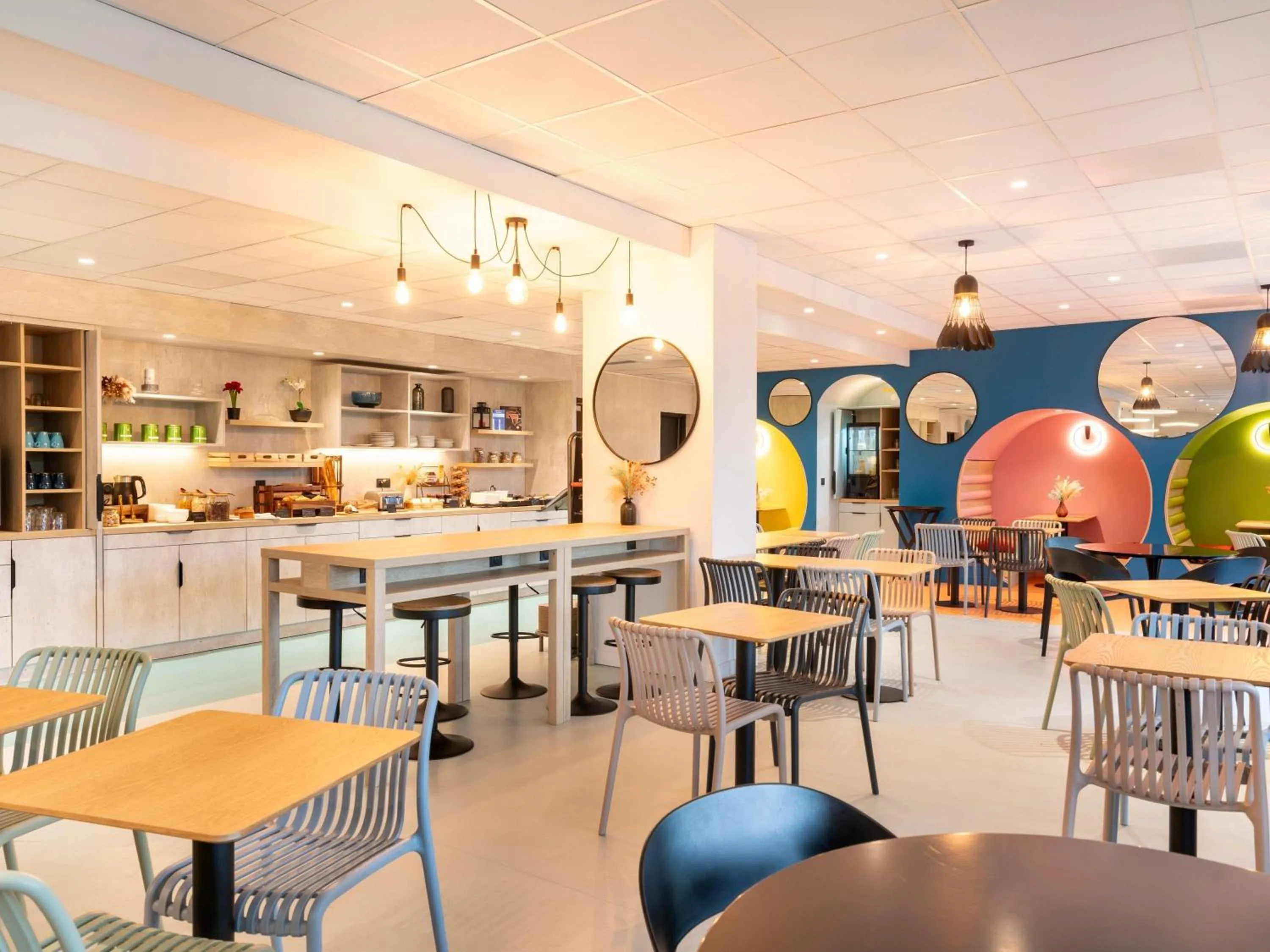 Property building in Ibis Styles Paris Saint Denis Pleyel