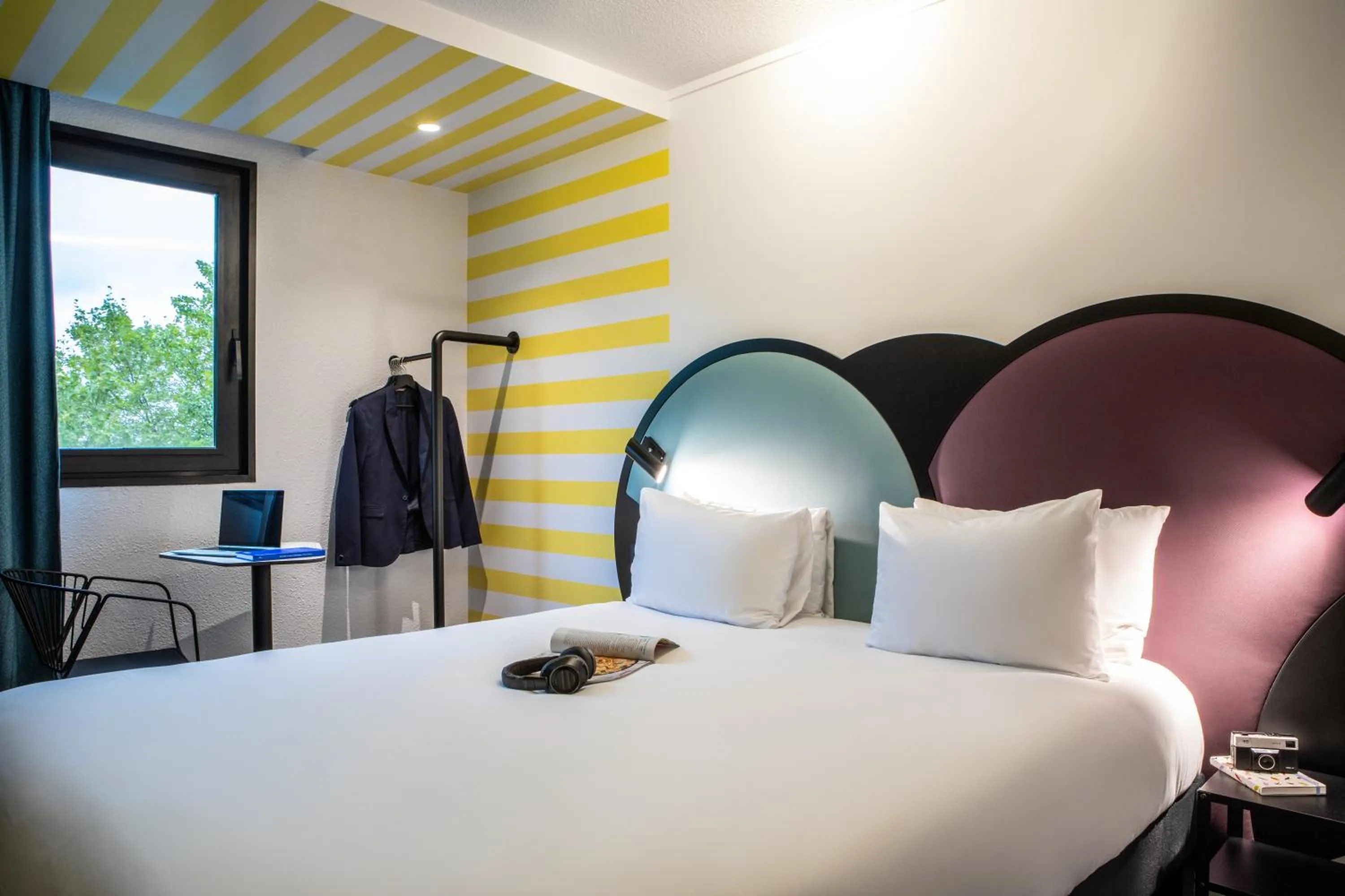 Bed in Ibis Styles Paris Saint Denis Pleyel
