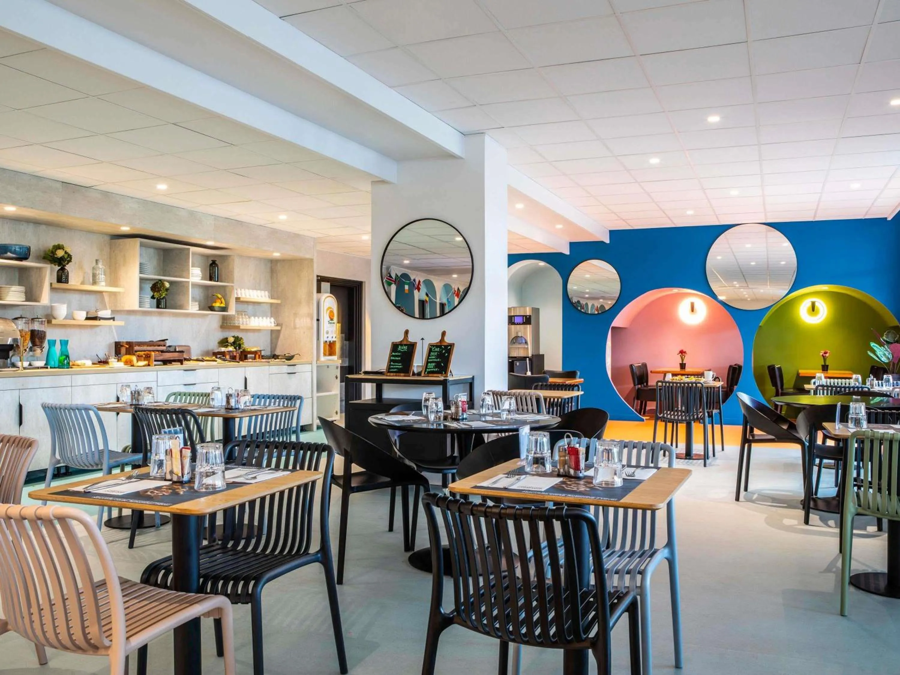 Breakfast in Ibis Styles Paris Saint Denis Pleyel