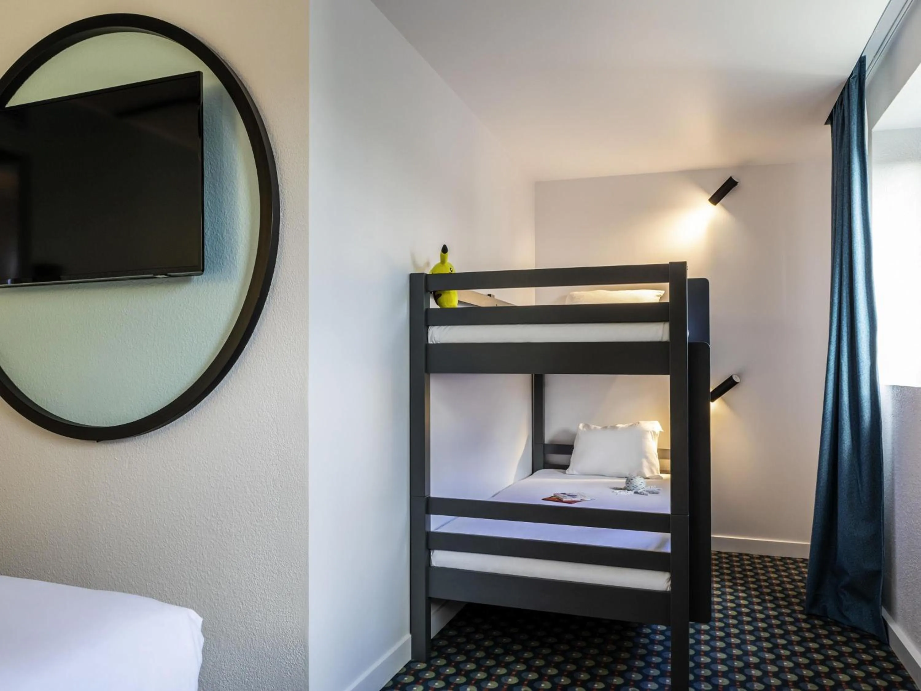 Bedroom, Bed in Ibis Styles Paris Saint Denis Pleyel