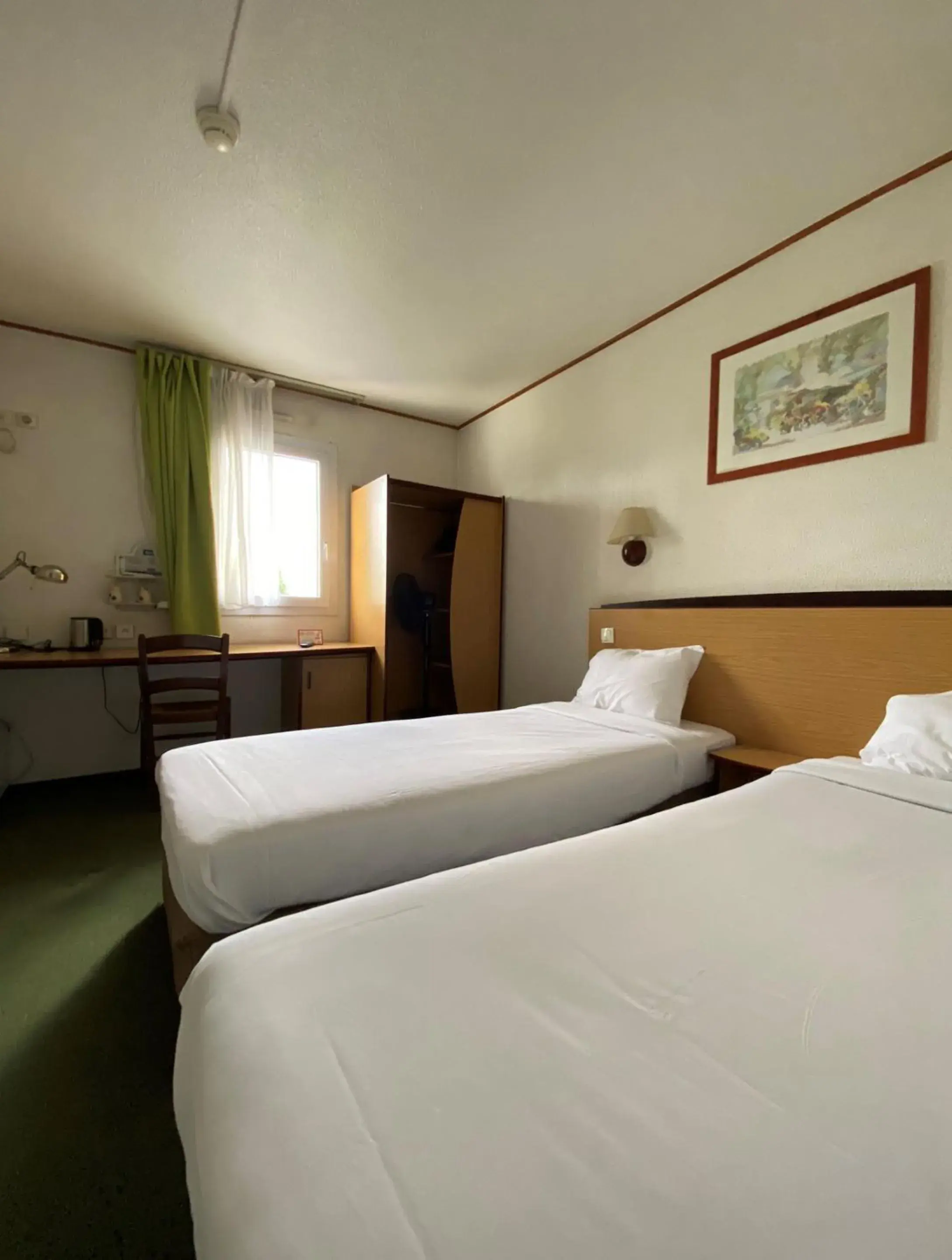 Twin Room in Kyriad Le Blanc-Mesnil Twin Room in Kyriad Le Blanc-Mesnil