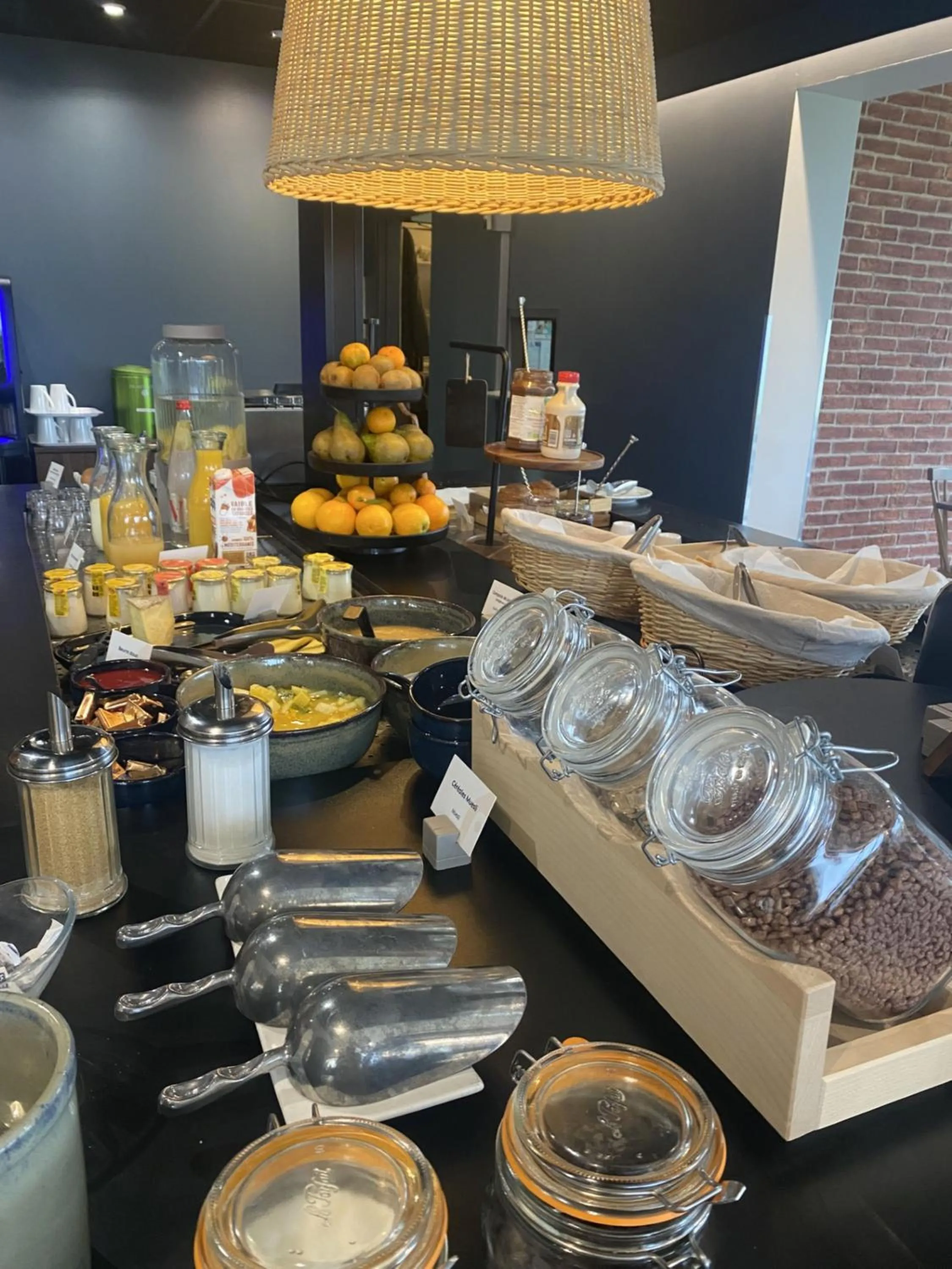 Breakfast in Campanile NATURE - Paris Ouest Gennevilliers Port