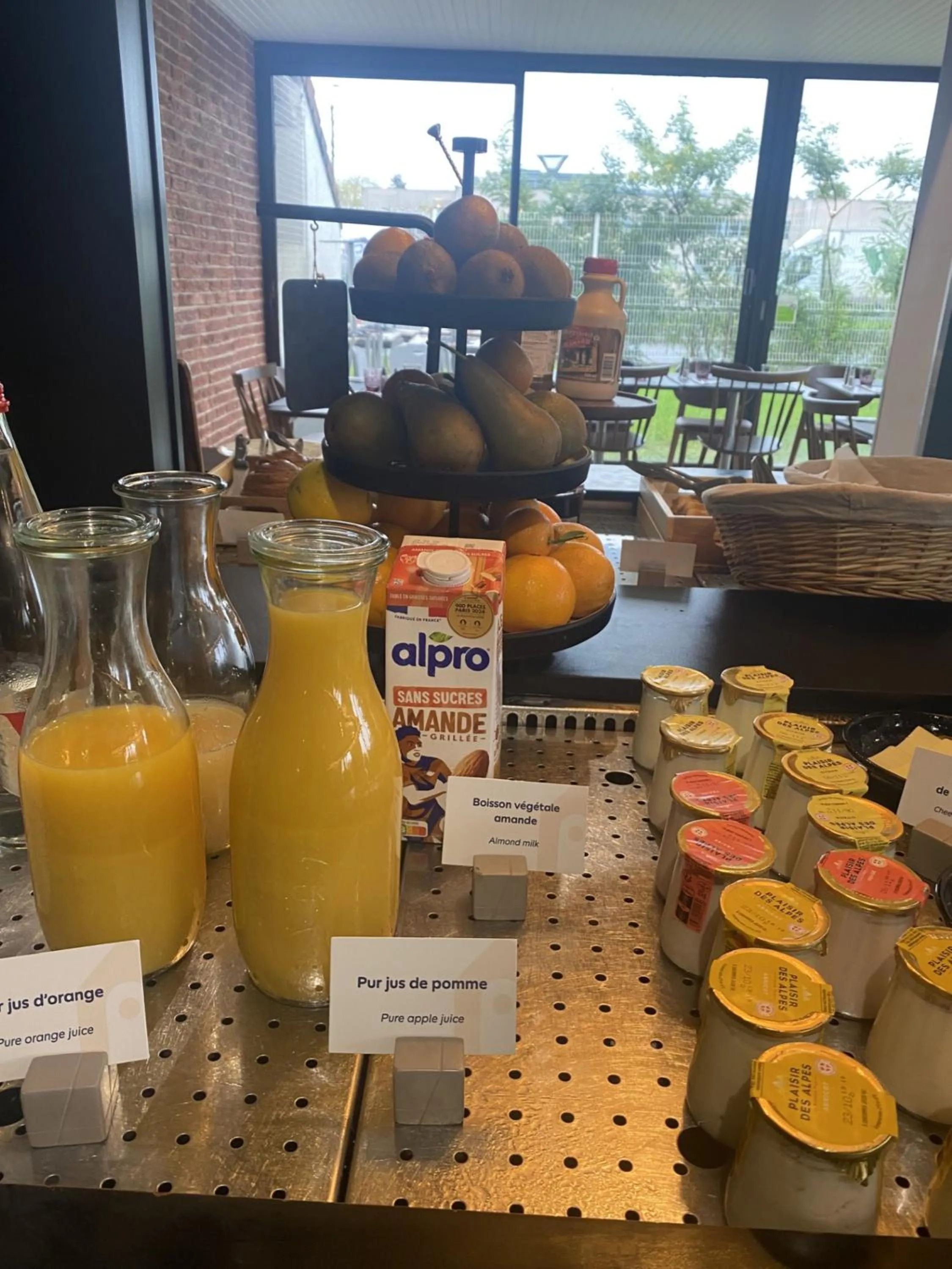 Breakfast in Campanile NATURE - Paris Ouest Gennevilliers Port