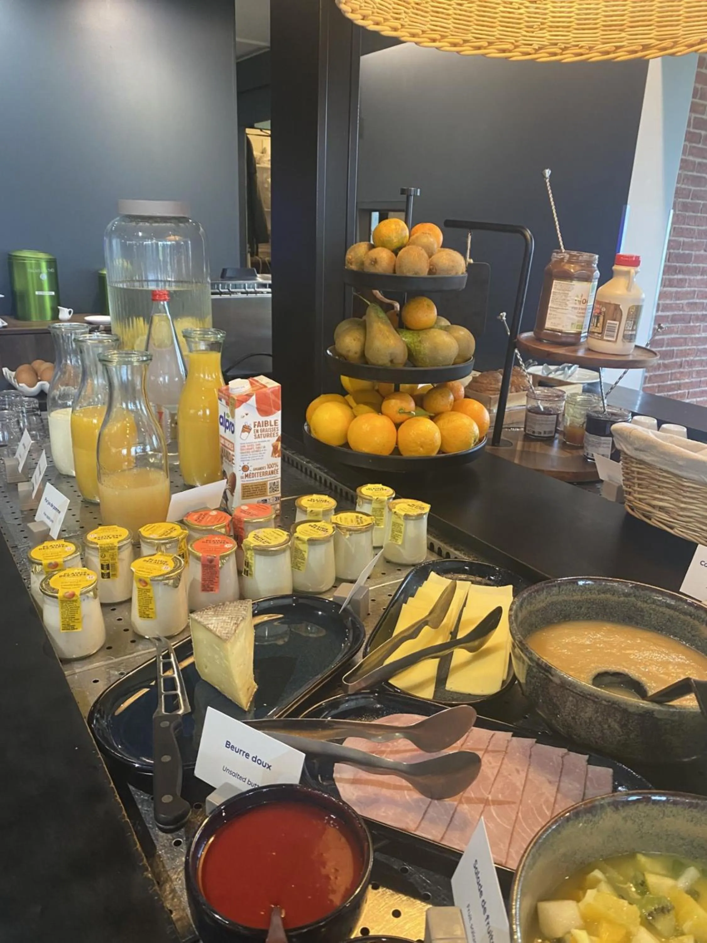 Breakfast in Campanile NATURE - Paris Ouest Gennevilliers Port