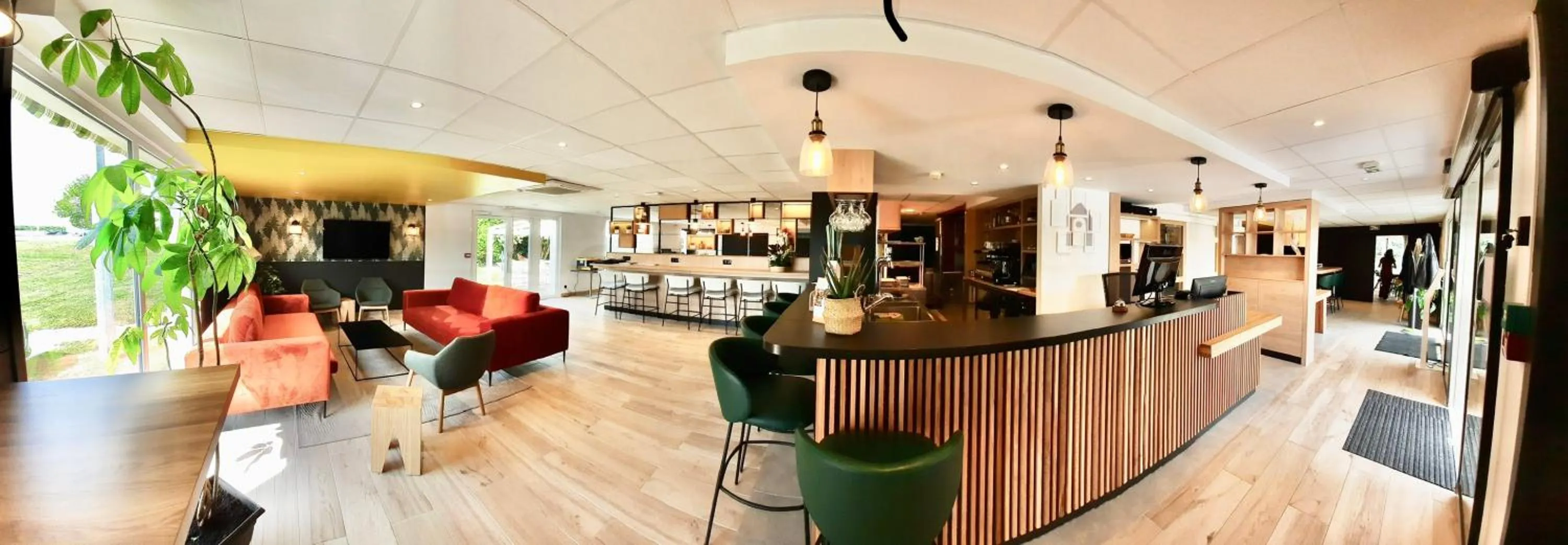 Lounge or bar in Campanile Troyes Sud - Buchères