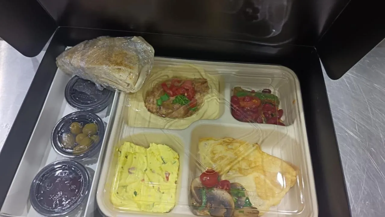 Breakfast in Sendan Residence