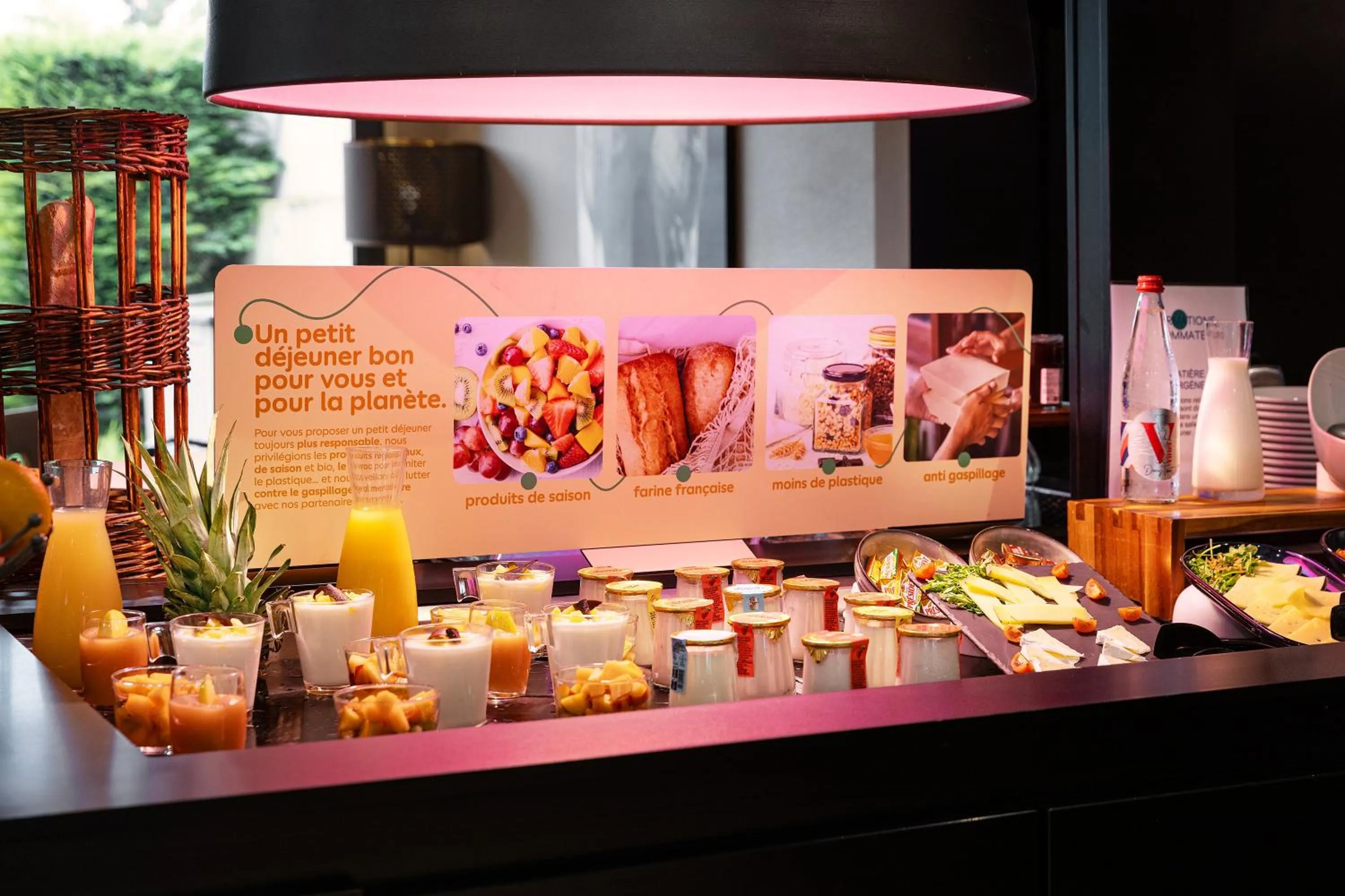 Buffet breakfast in Campanile Béthune