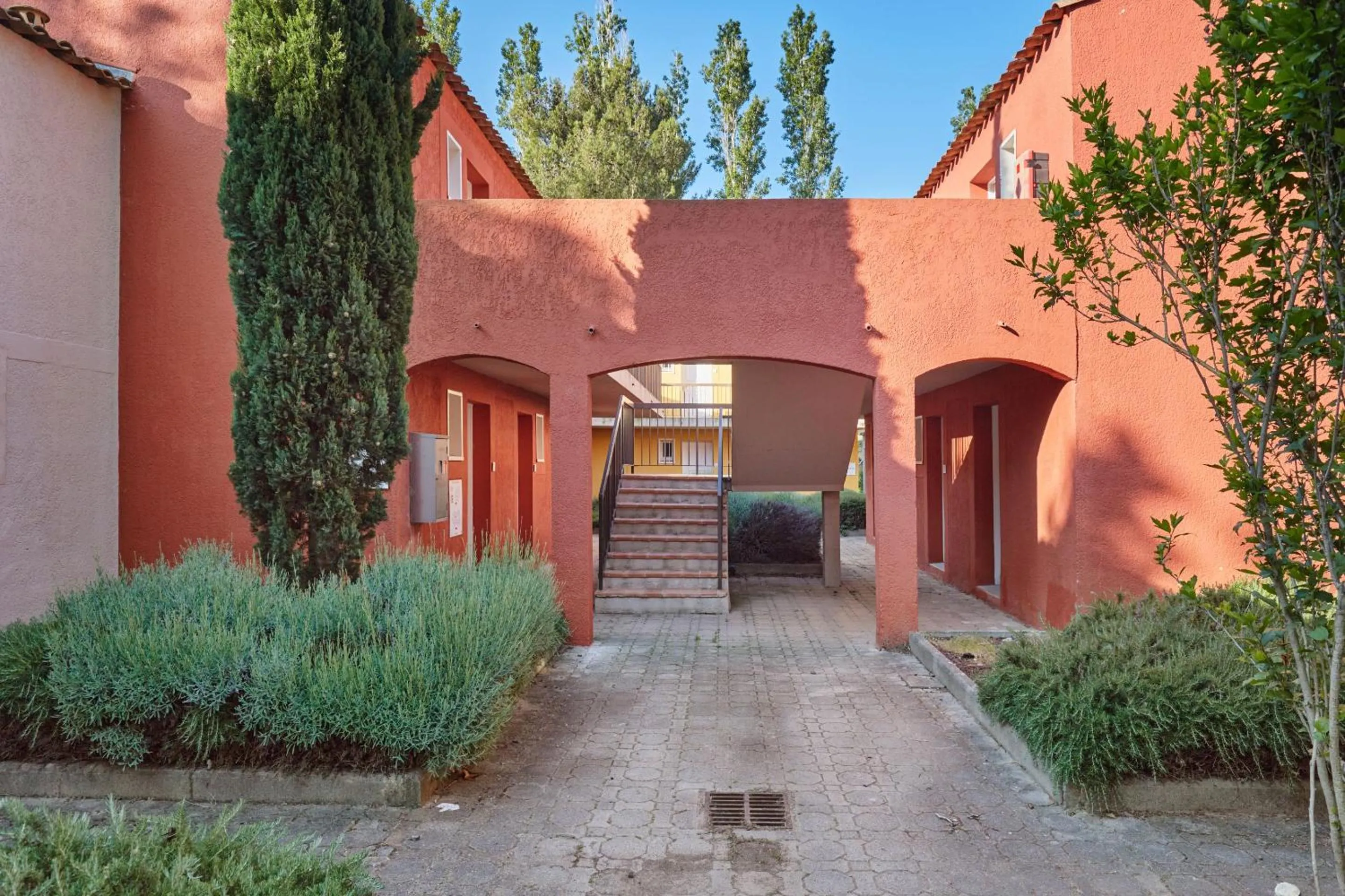 Property building in Résidence Odalys Le Village Camarguais Les Gardians