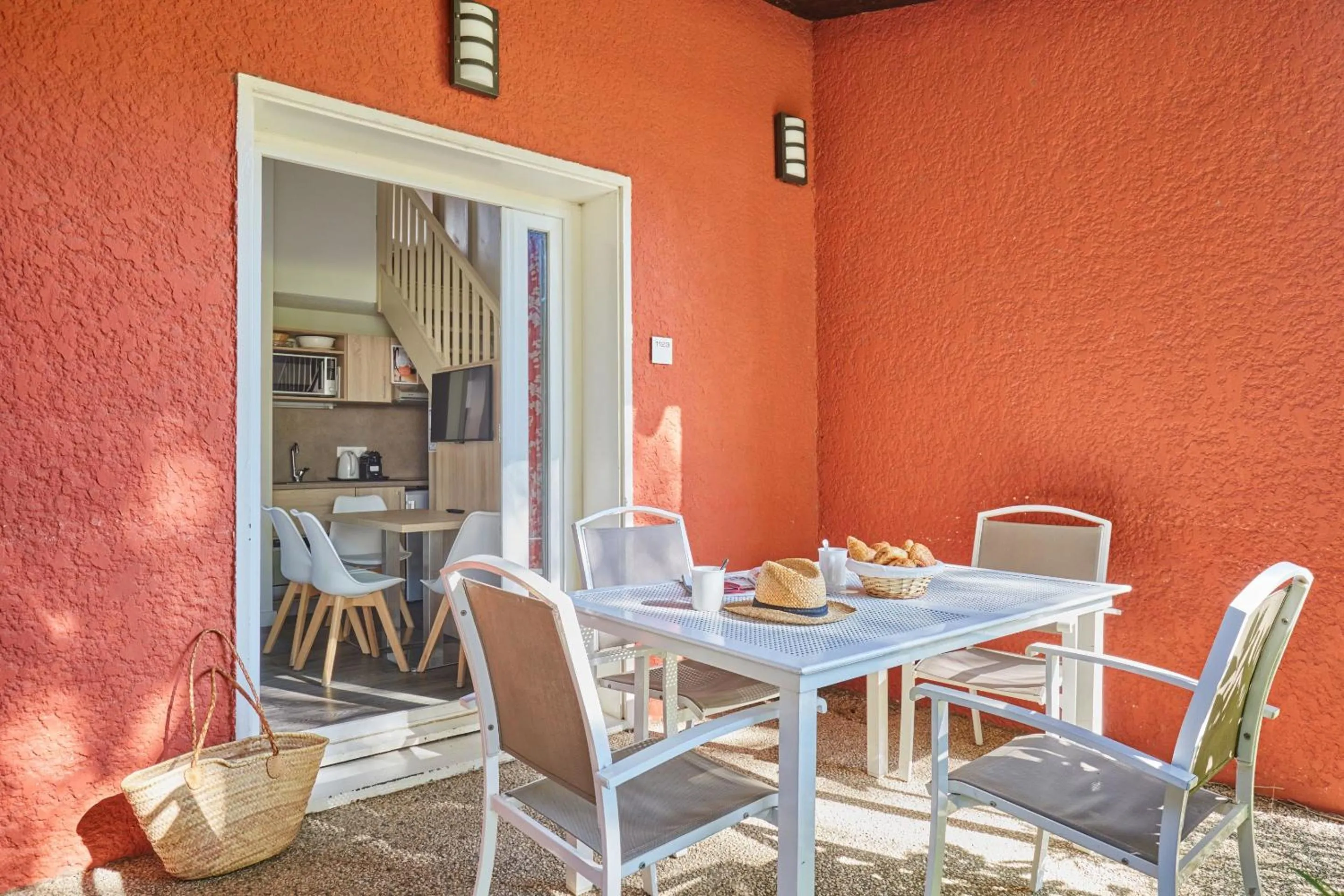 Balcony/Terrace in Résidence Odalys Le Village Camarguais Les Gardians