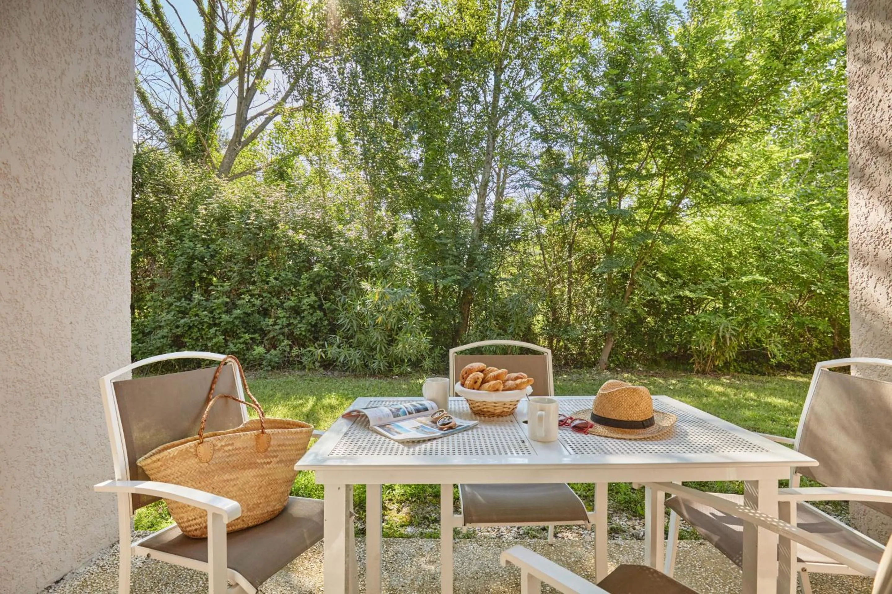 Balcony/Terrace in Résidence Odalys Le Village Camarguais Les Gardians
