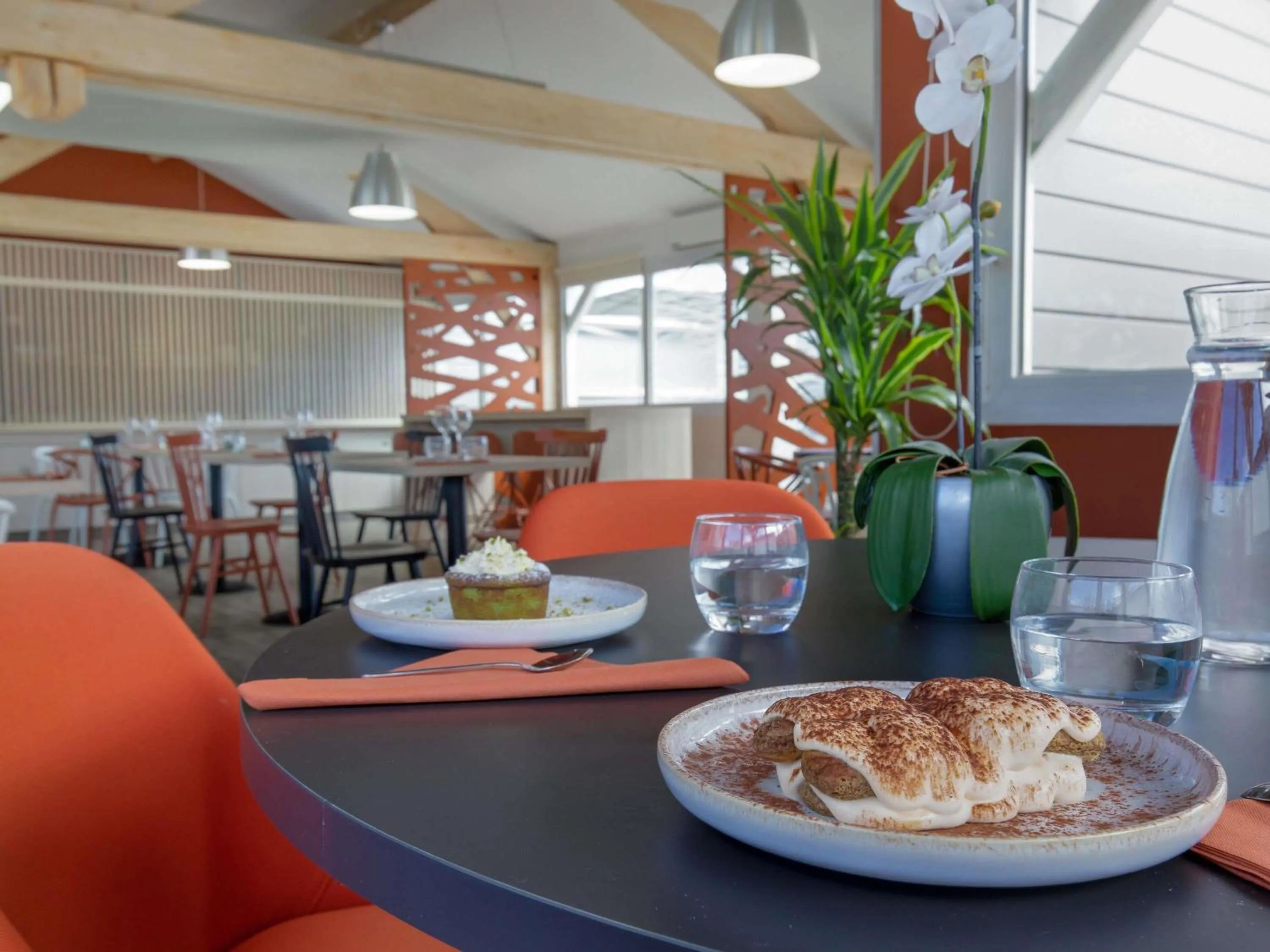 Restaurant/places to eat in ibis Styles Aubagne Gemenos