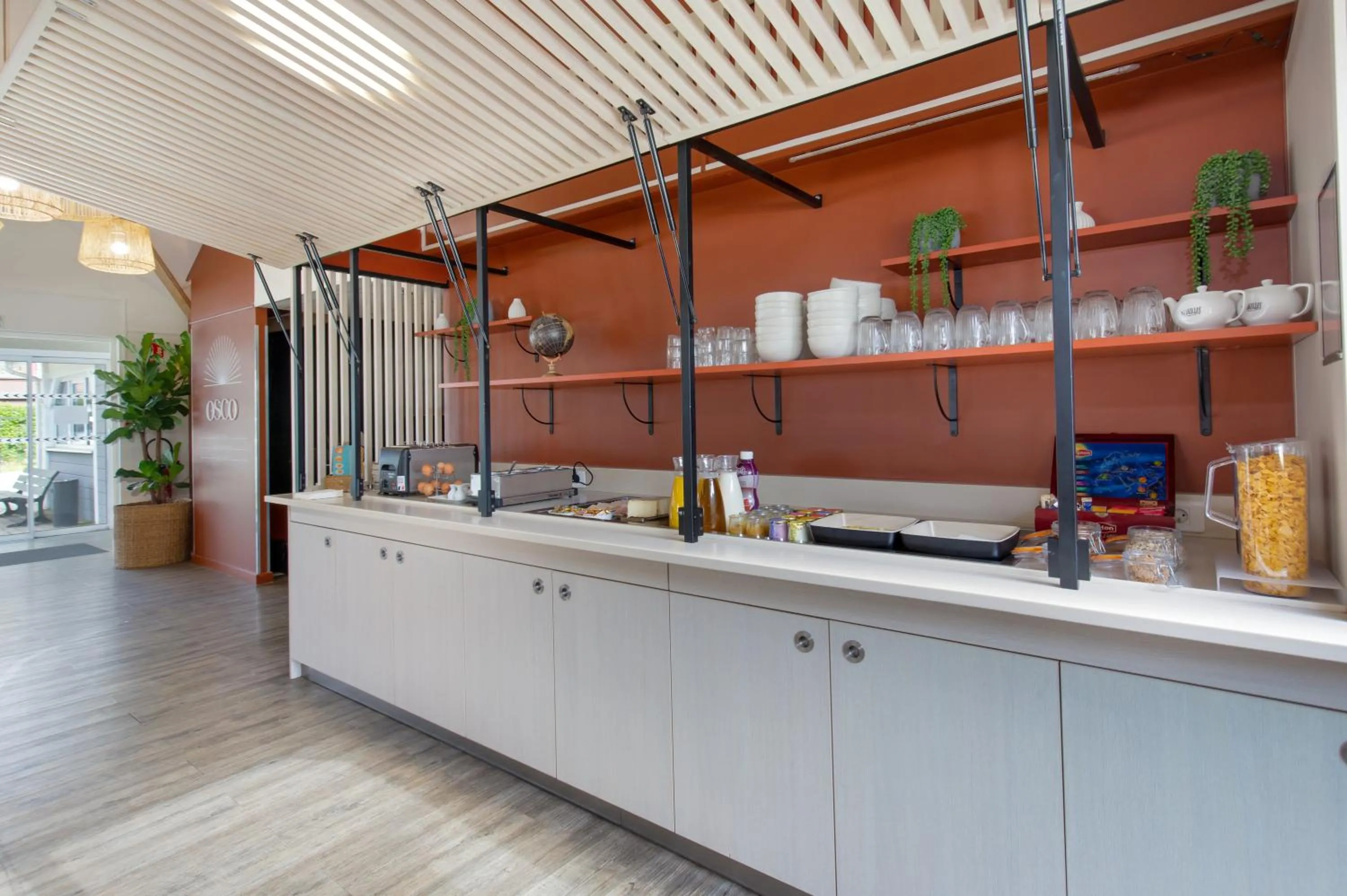 Breakfast in KYRIAD MARSEILLE EST - Aubagne Gémenos