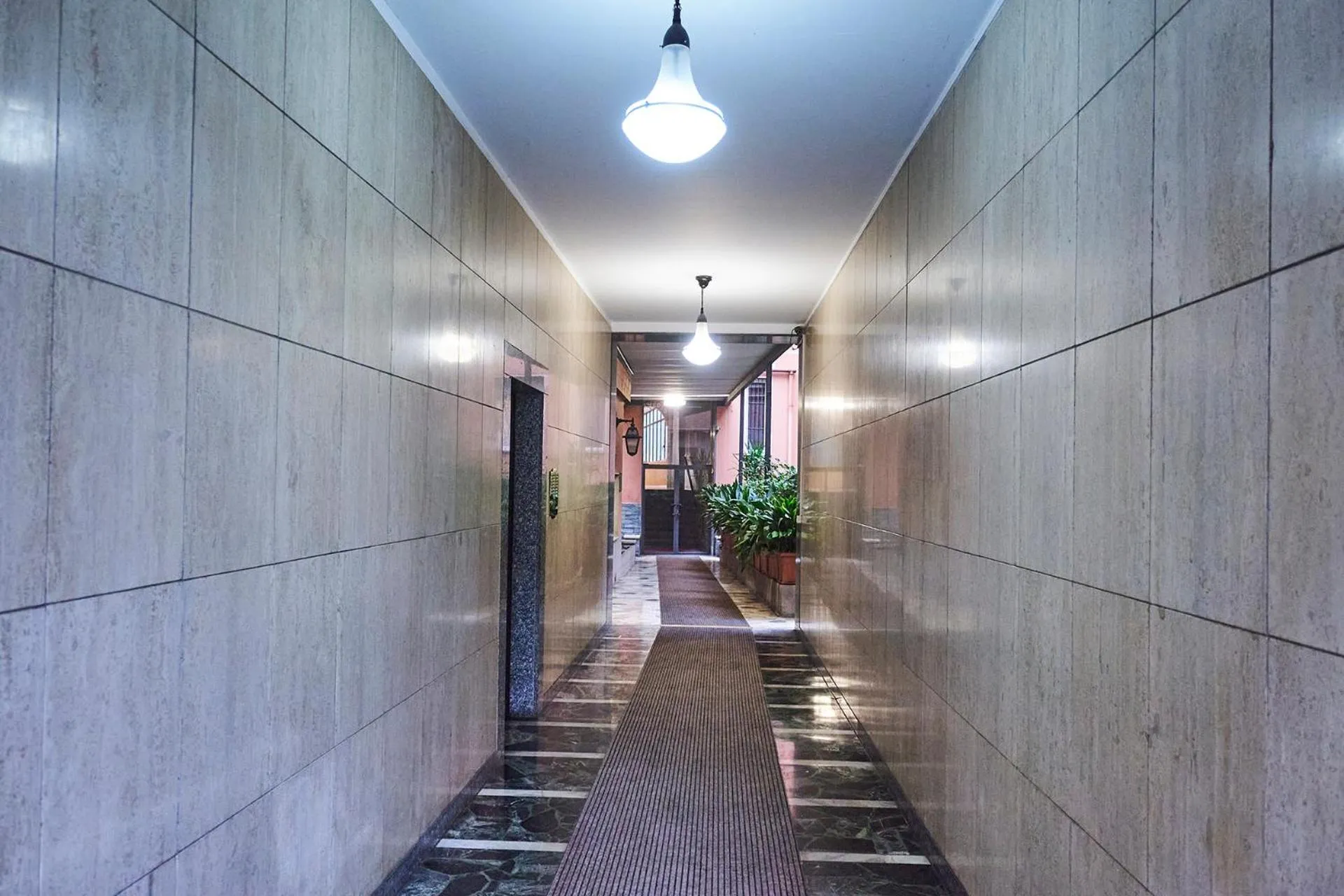 Facade/entrance in Milan Retreats Porta Venezia