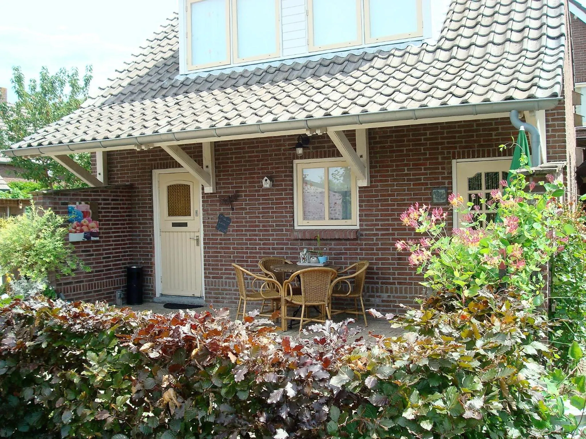 Facade/entrance in Bed en Boterham