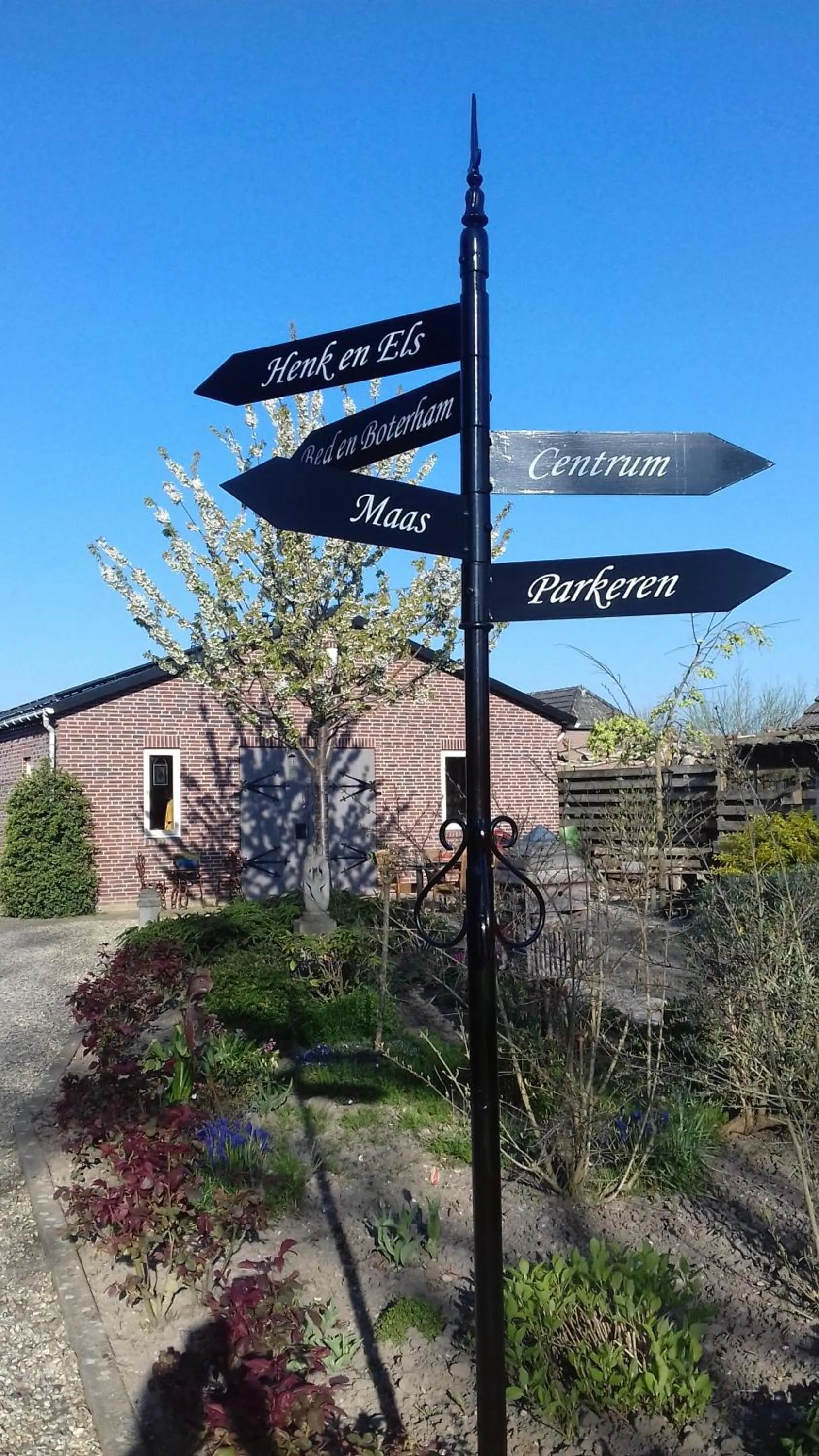 Property building in Bed en Boterham