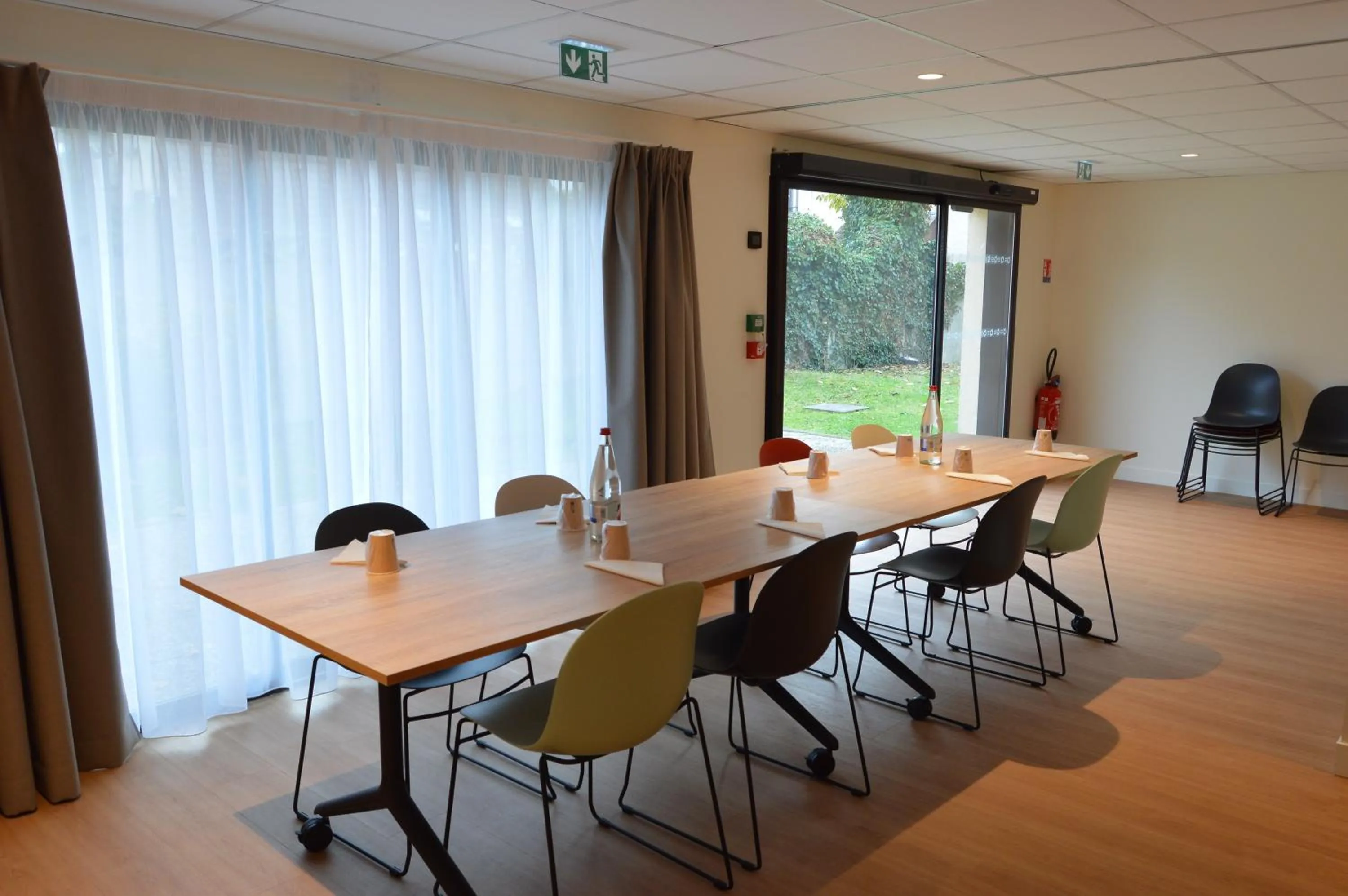 Meeting/conference room in Kyriad Argenteuil