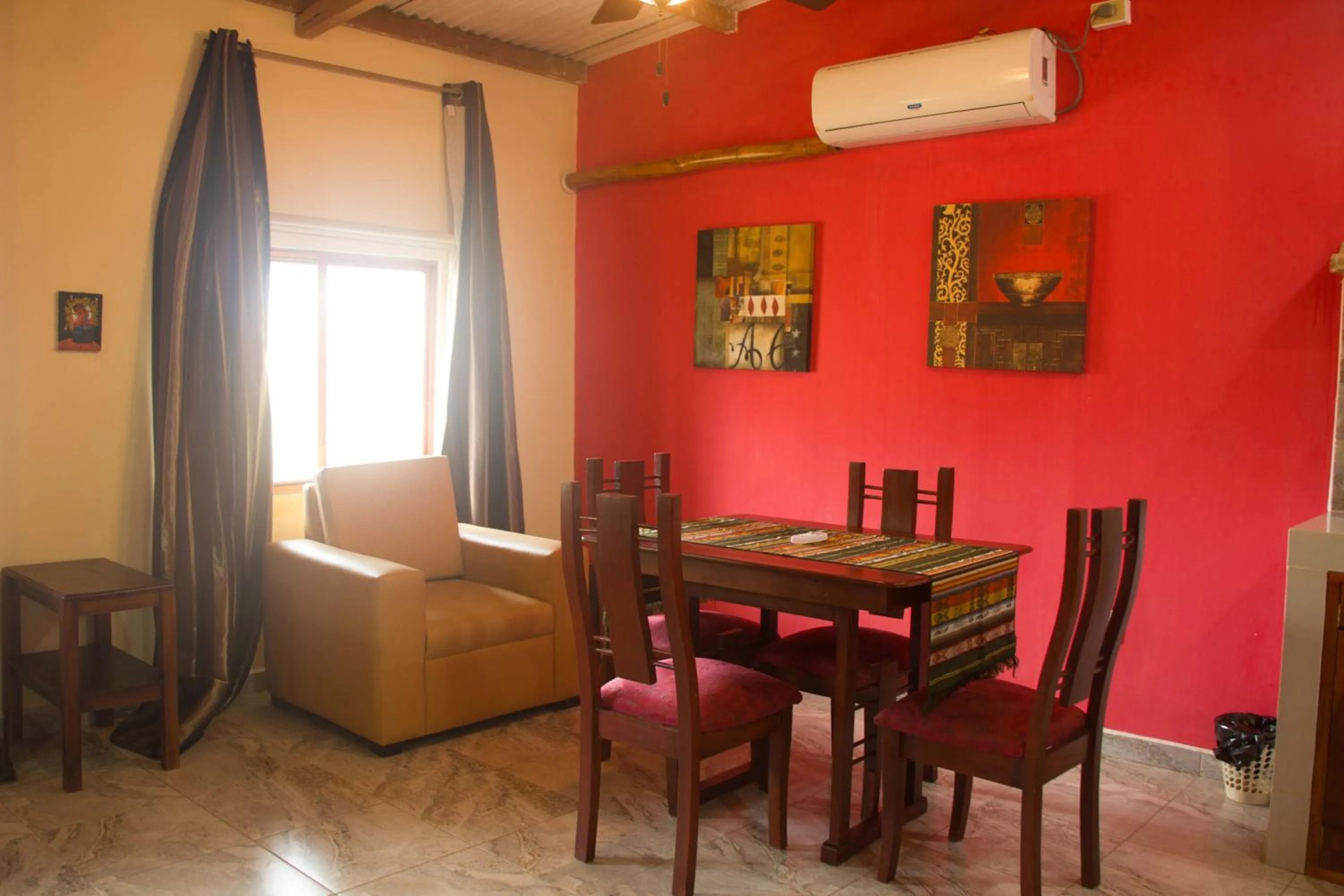 Dining area in The Cottages by the Sea
