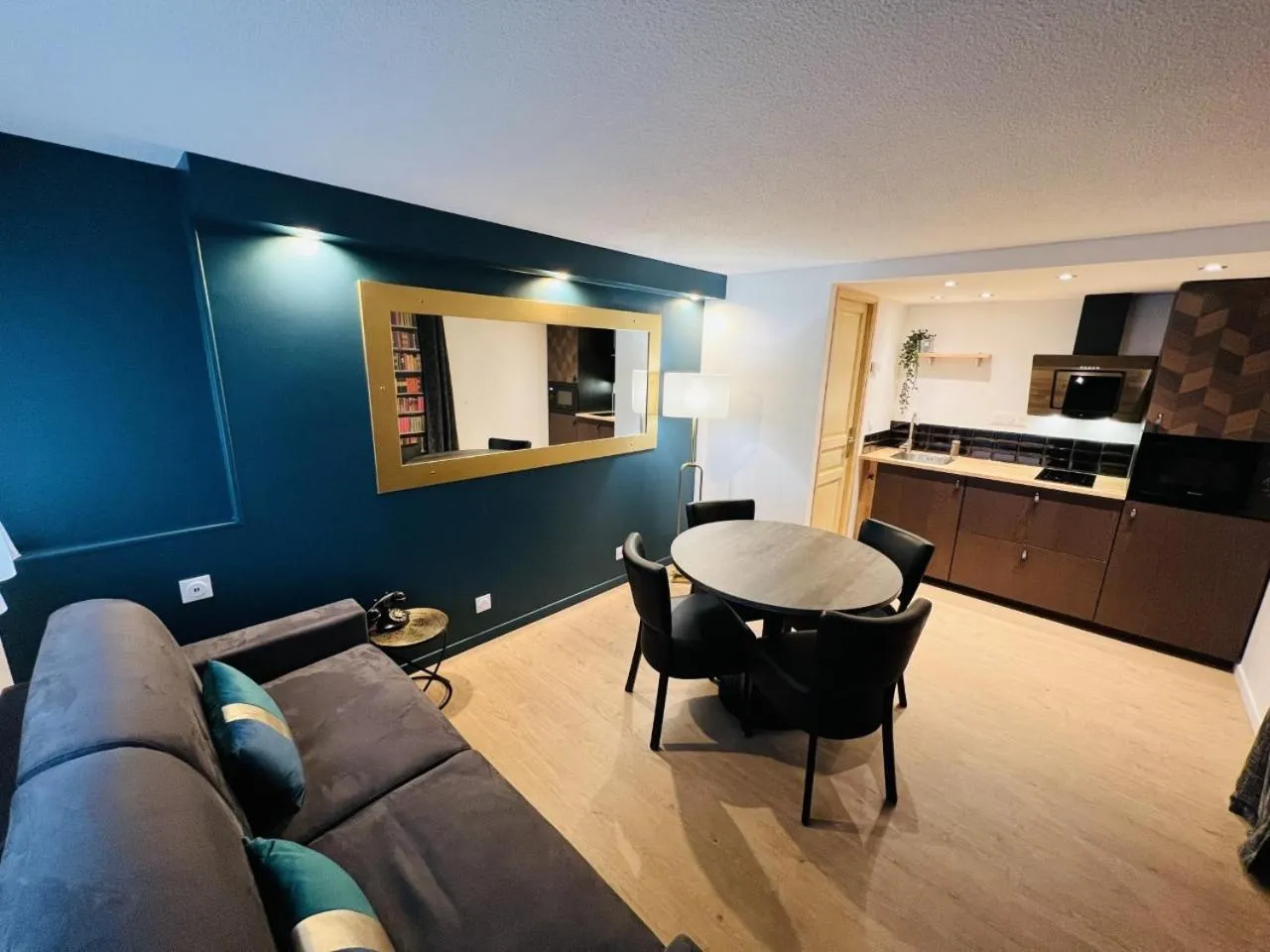 TV and multimedia in Kyriad Lisieux