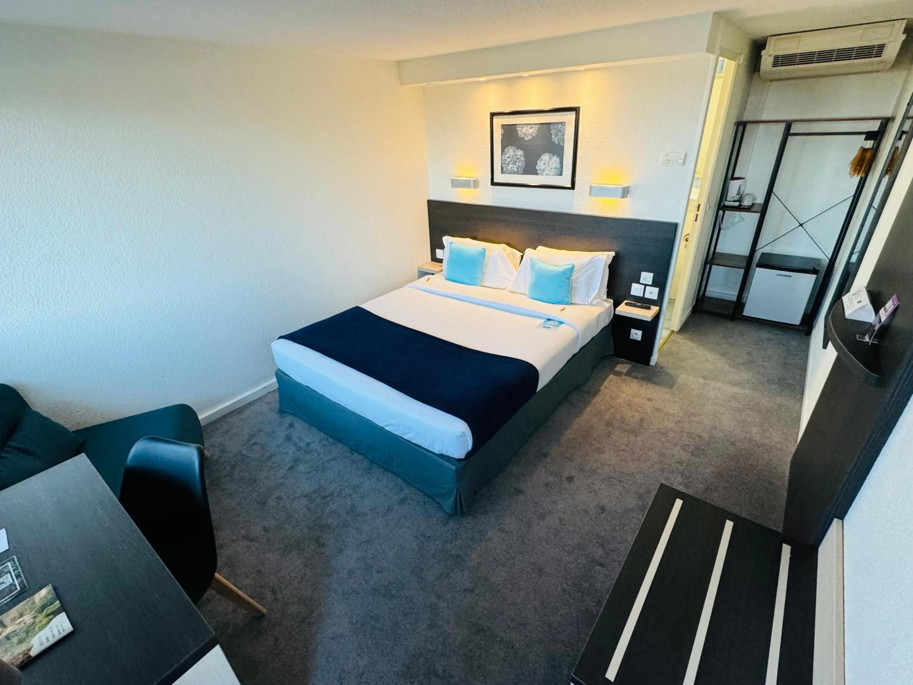 Bed in Kyriad Lisieux