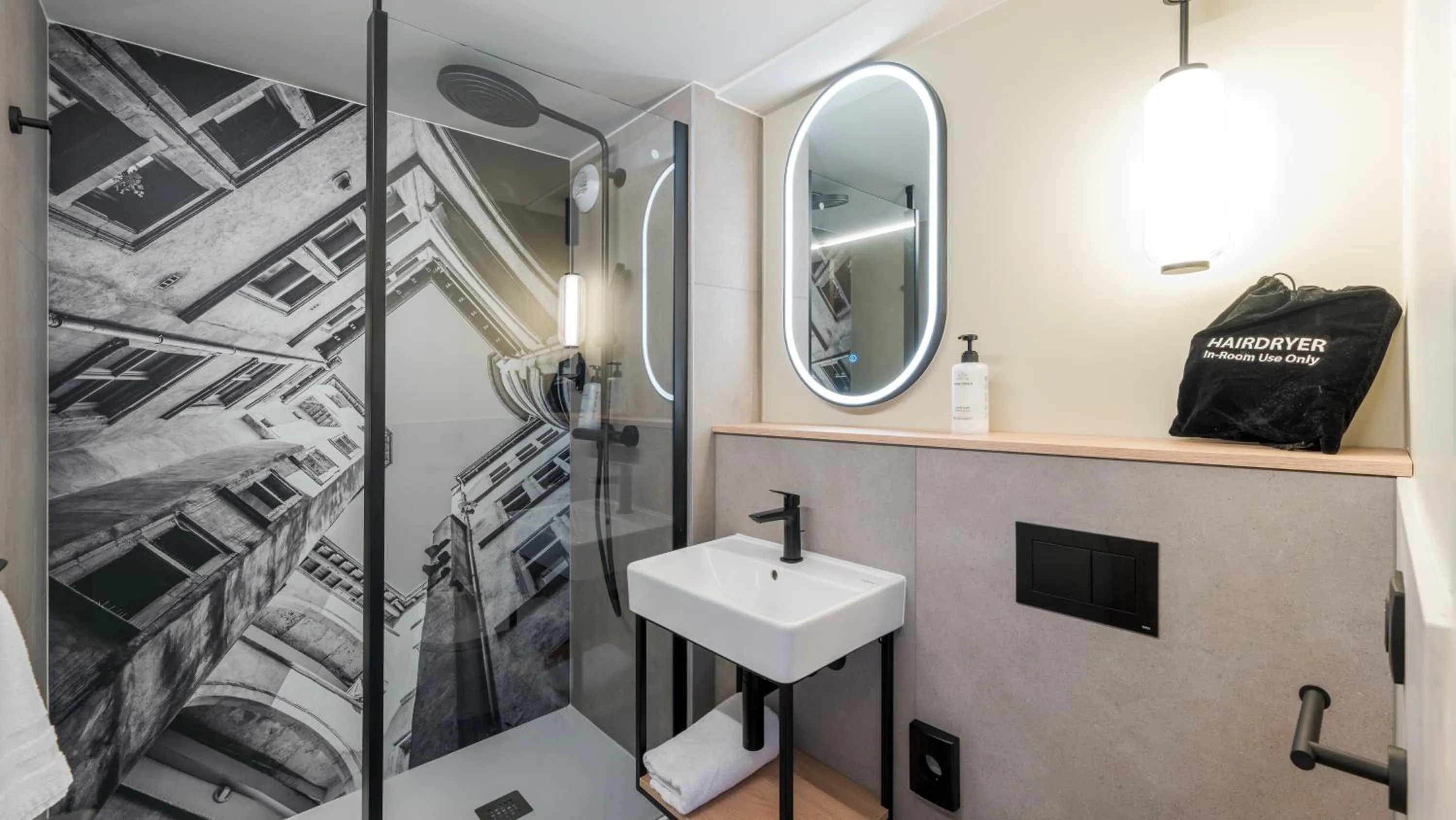 Campanile NATURE - Lyon Est Bron Eurexpo