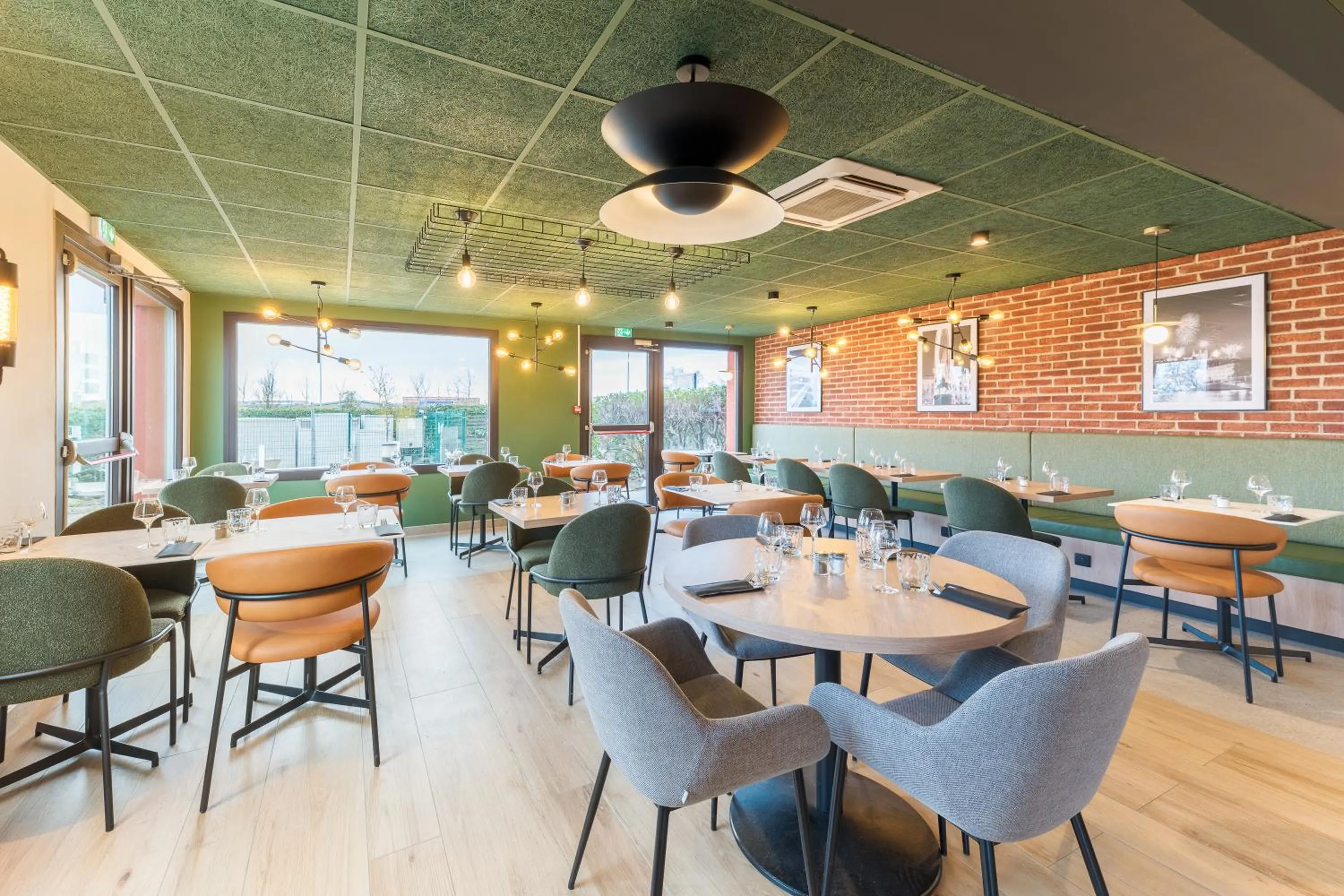 Restaurant/places to eat in Campanile NATURE - Lyon Est Bron Eurexpo