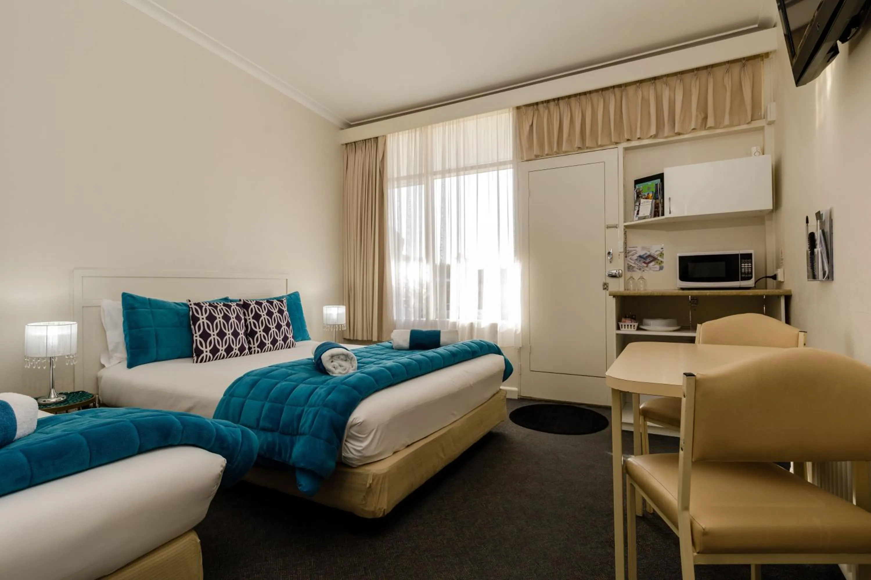 TV and multimedia, Bed in Bendigo Oval Motel