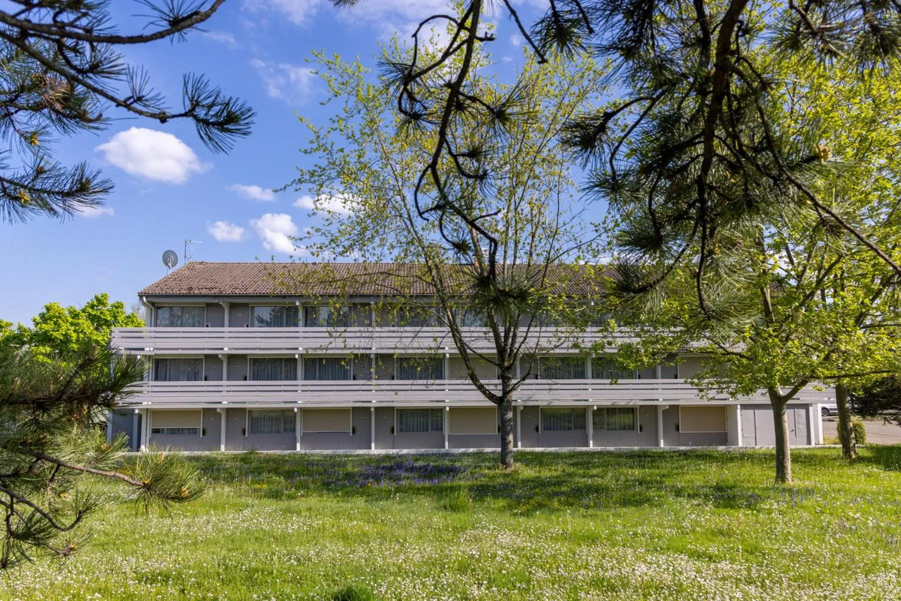 Property building in The Originals City, Hôtel Mâcon Nord
