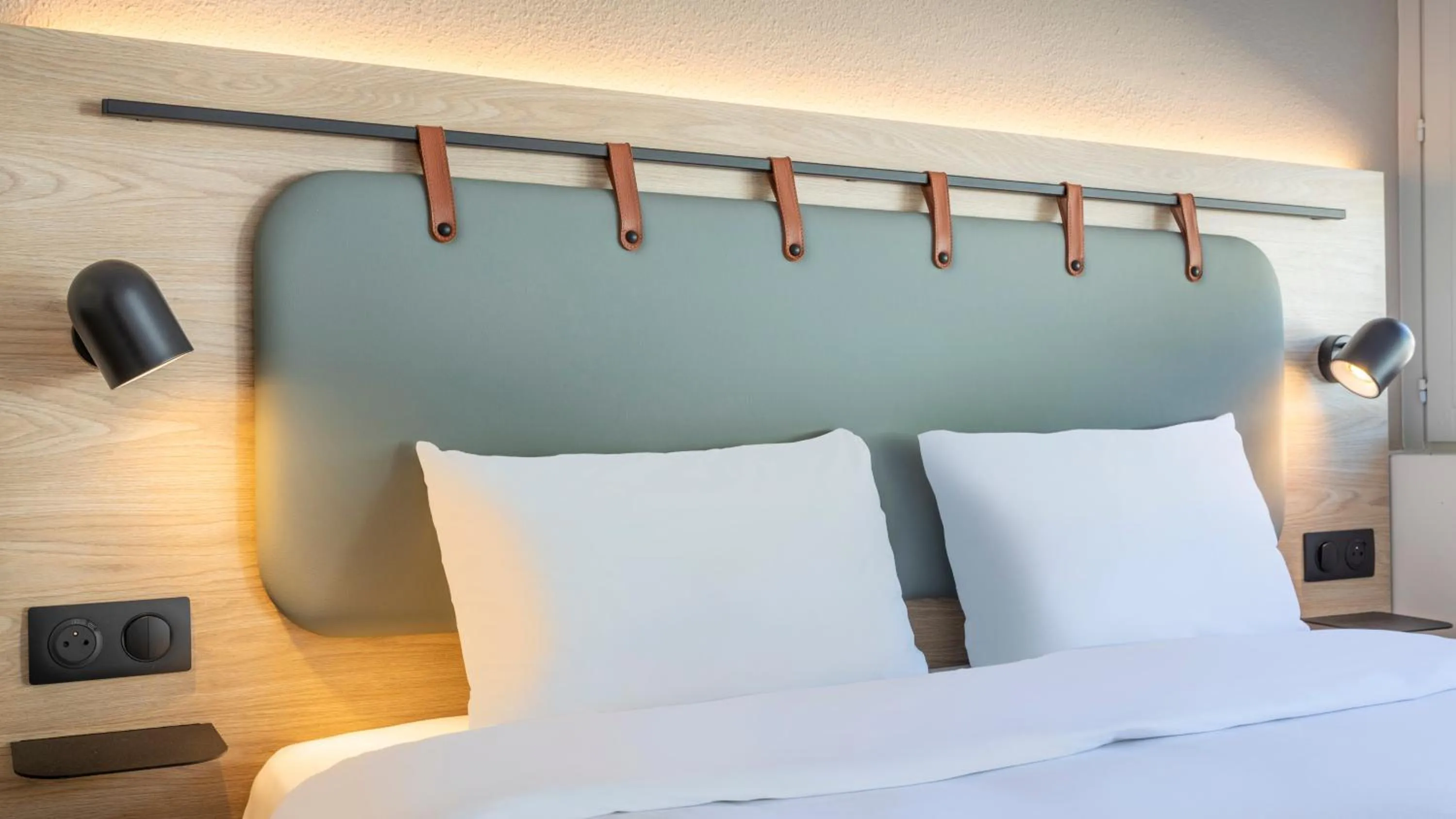 Bed in Campanile NATURE - Marseille Saint-Antoine