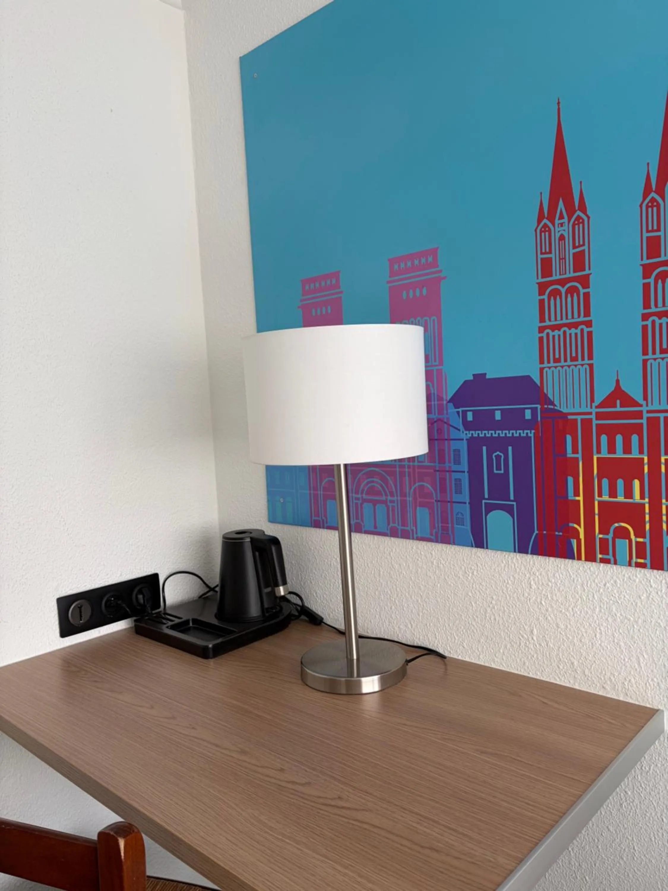 Bedroom in Kyriad Direct Marseille Est La Valentine