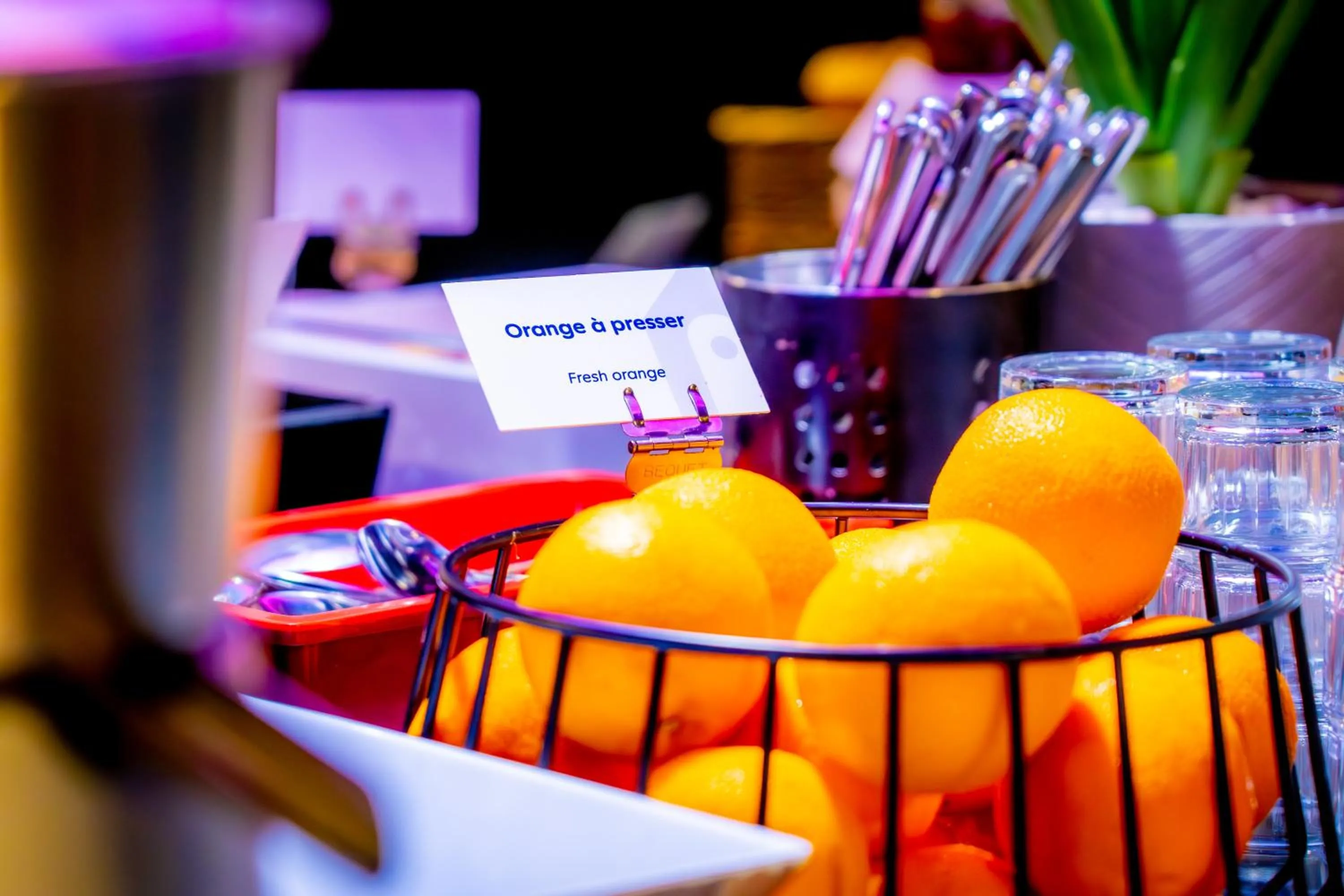 Food and drinks in Campanile Mulhouse - Morschwiller