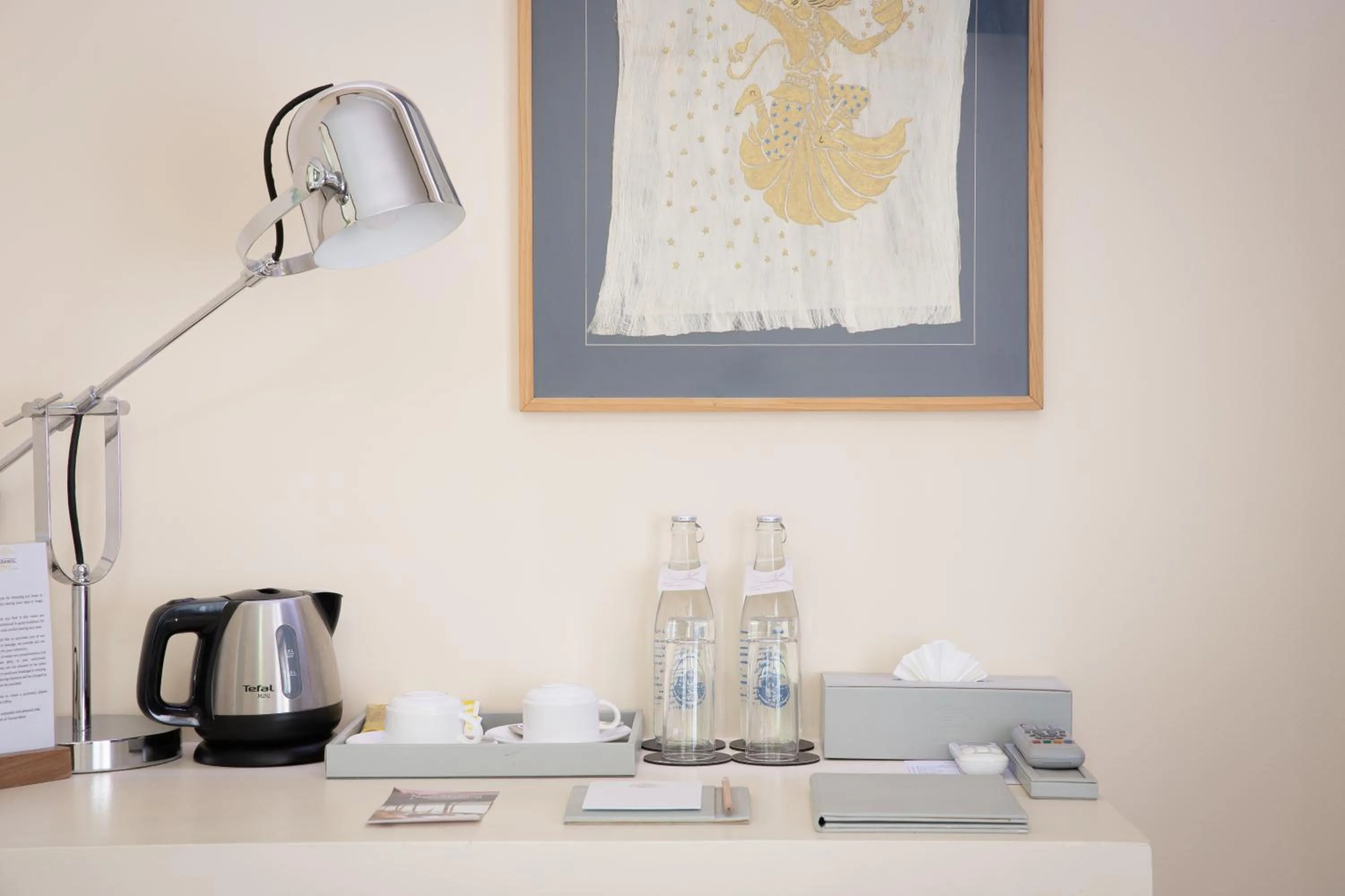 Property building in Parasol Blanc