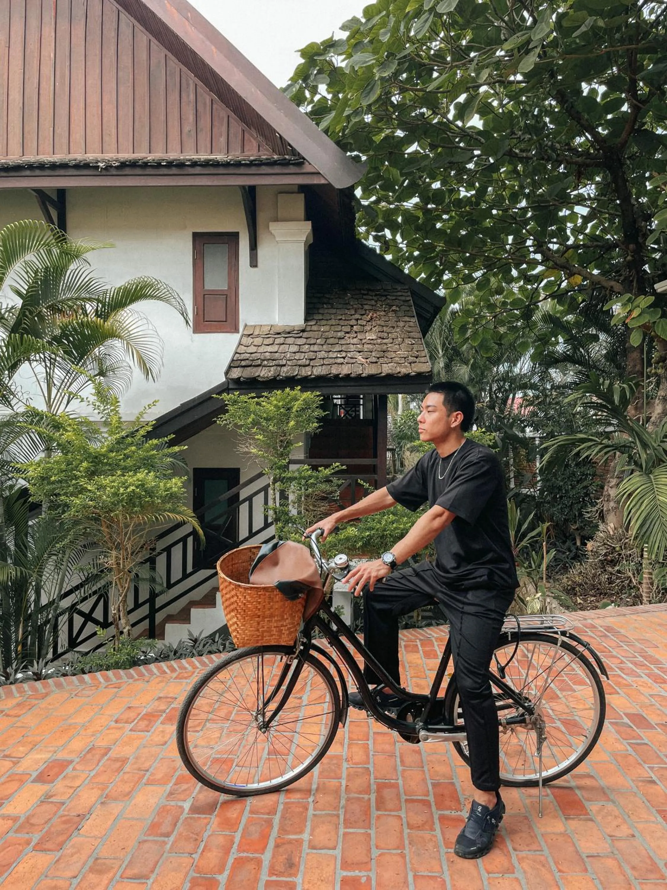 Cycling in Parasol Blanc