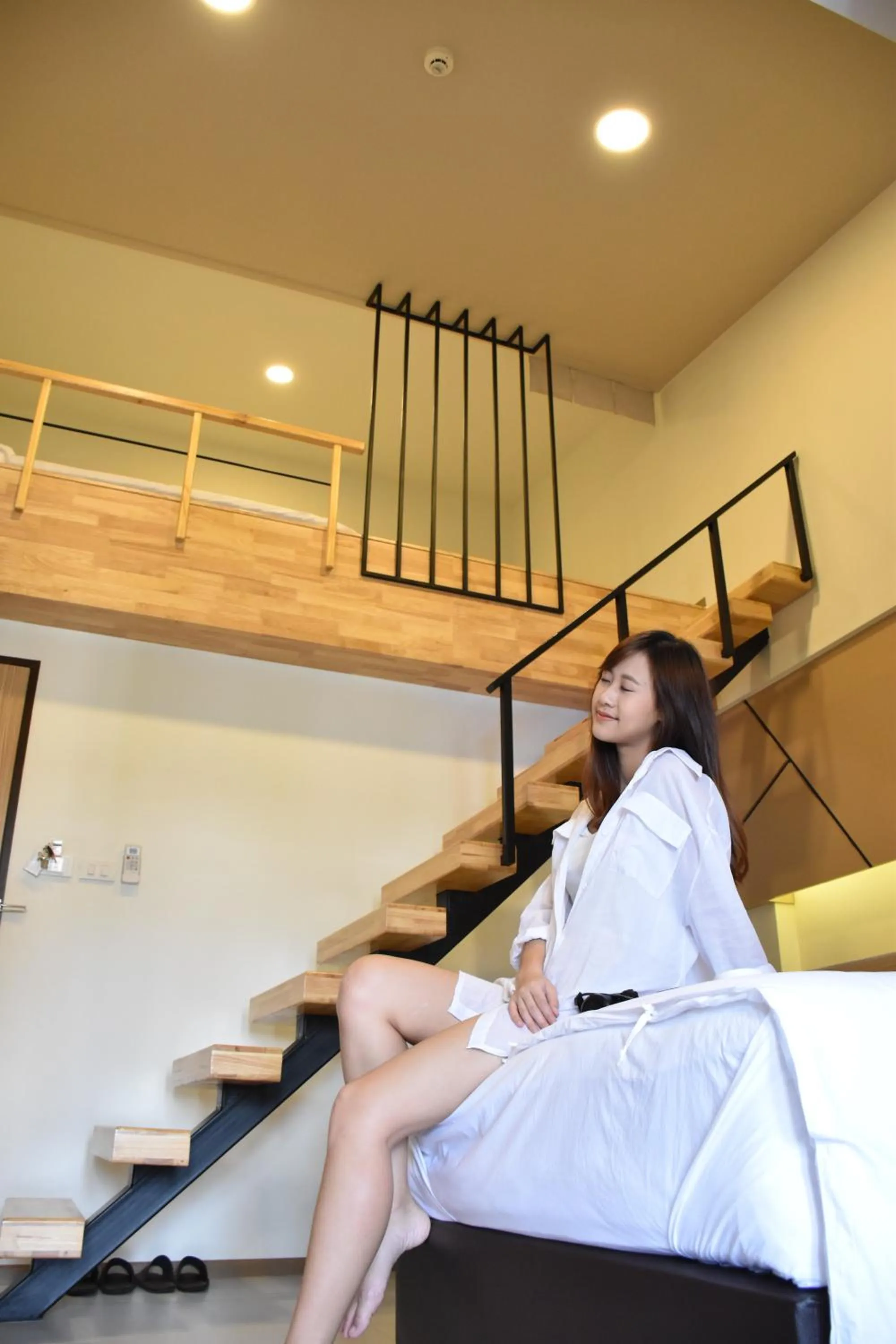 Day, Bed in TUCK Me iN