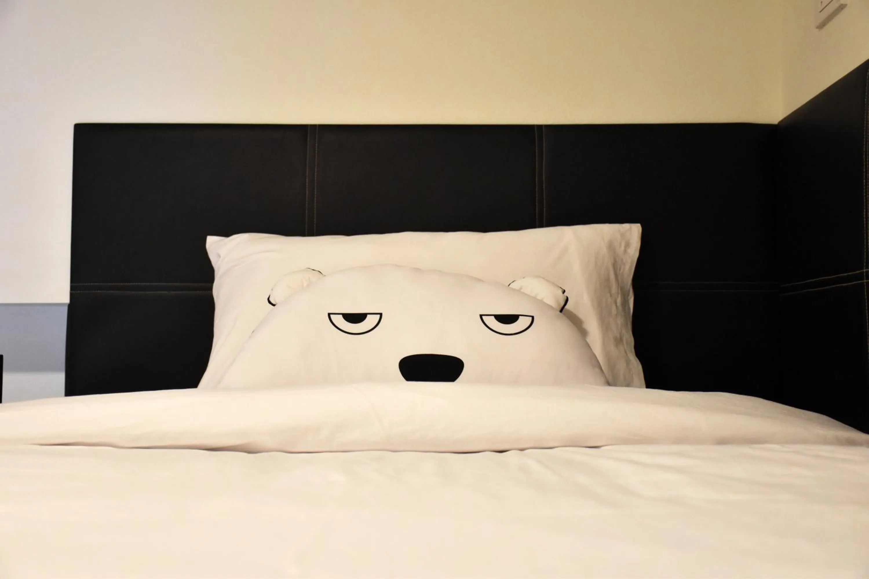 Day, Bed in TUCK Me iN