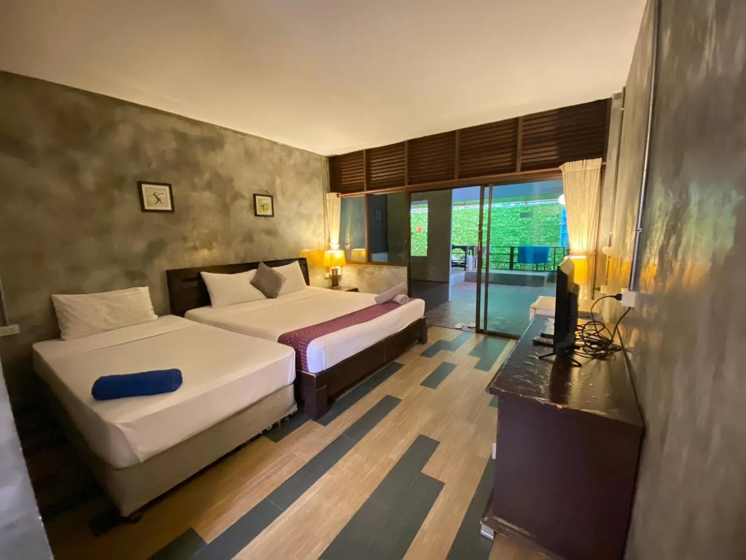 Bed in Crescent Bay Resort