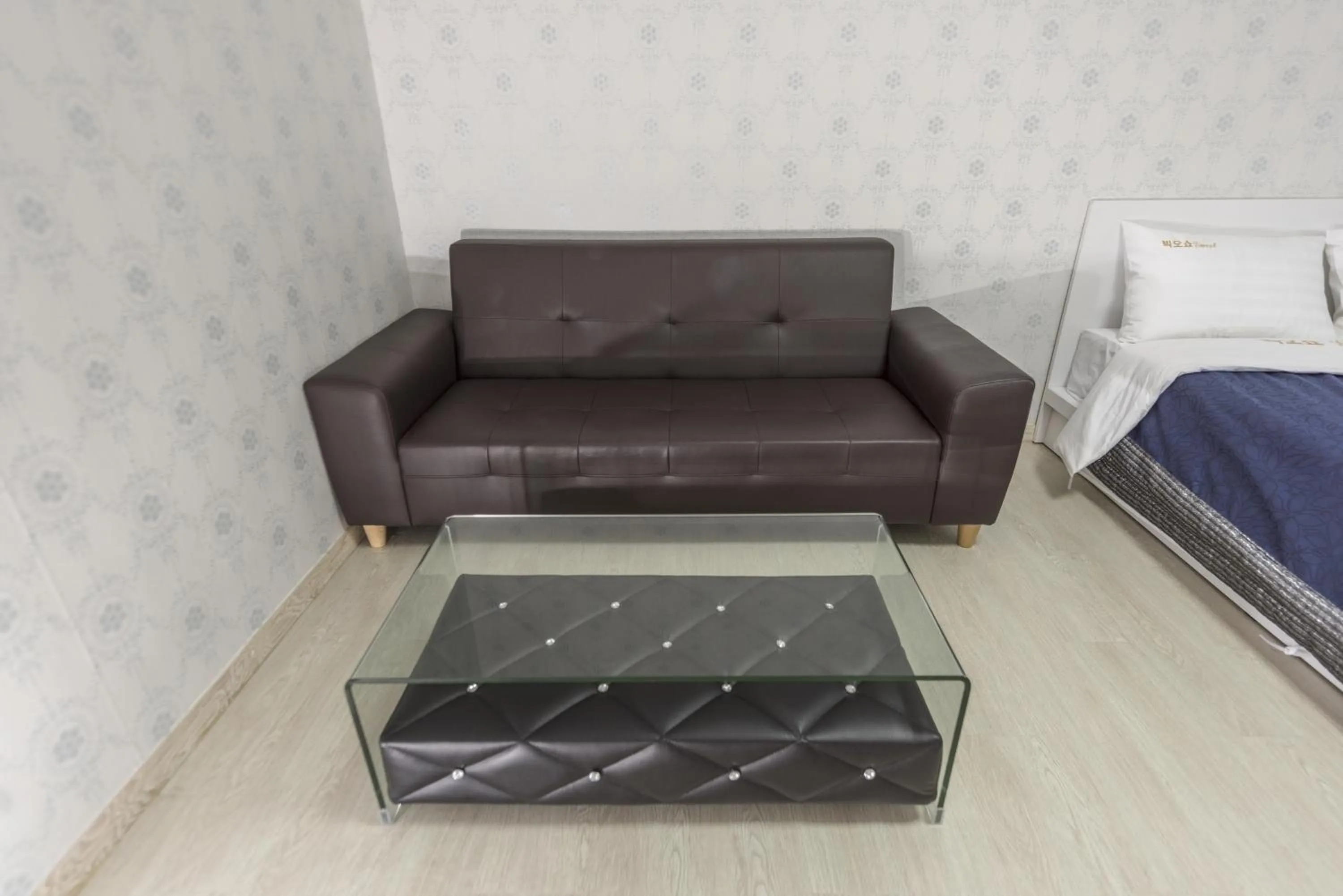 Seating Area in Big O Show Guesthouse