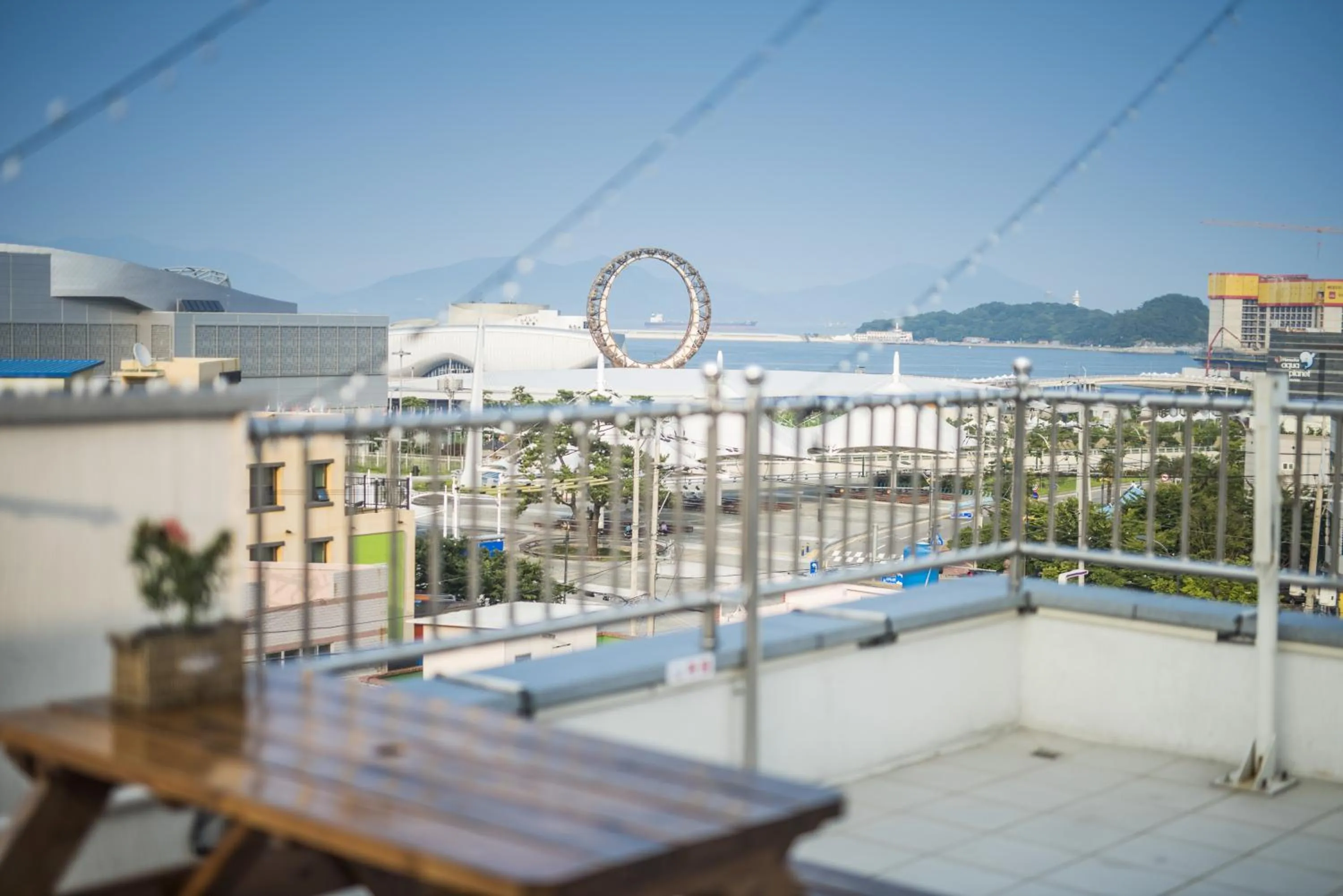 Sea view, Balcony/Terrace in Big O Show Guesthouse