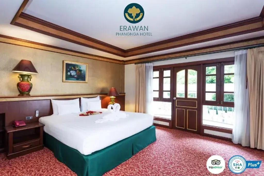 Deluxe Suite in Erawan Hotel Deluxe Suite in Erawan Hotel