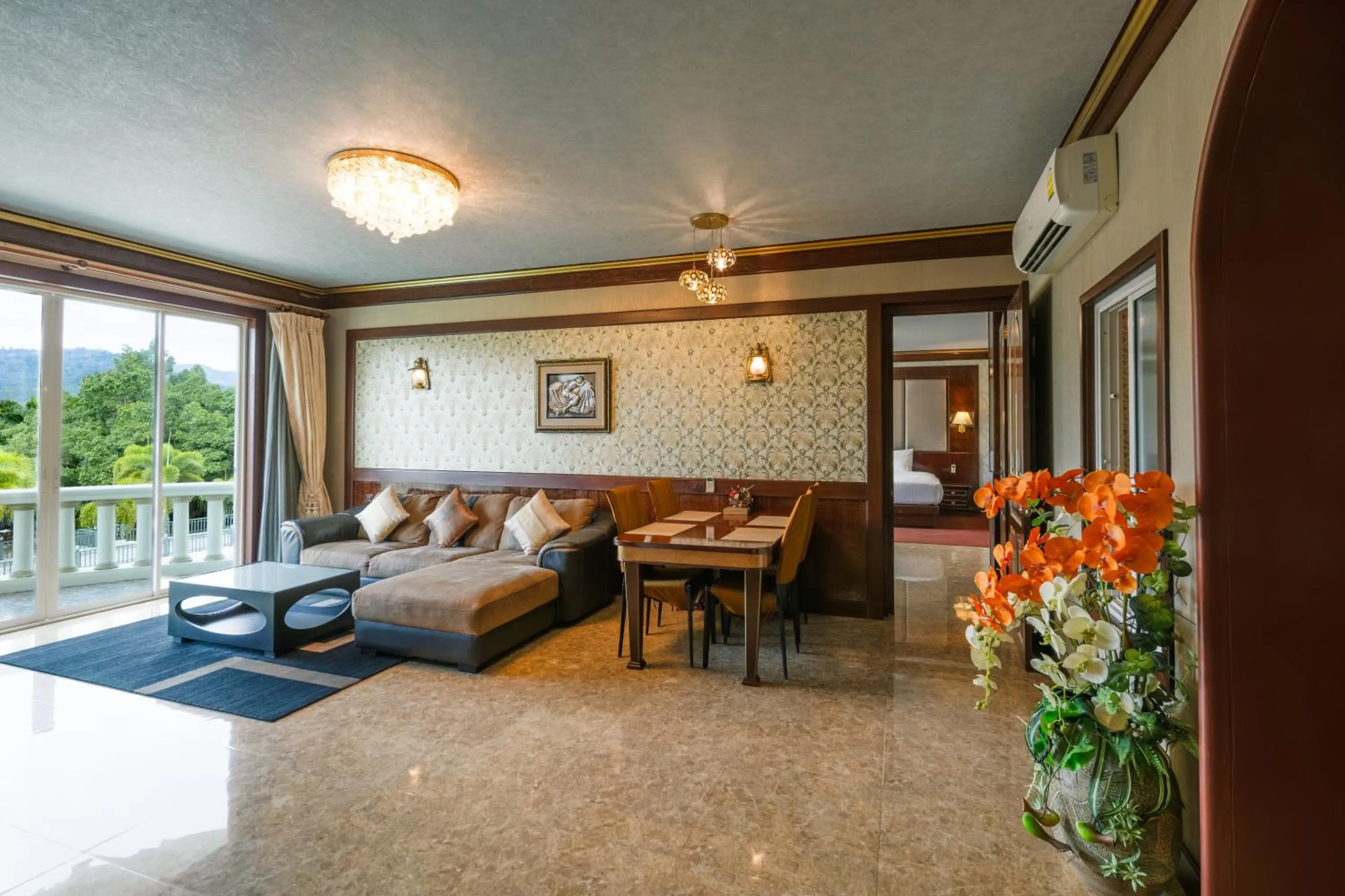 Erawan Hotel,Natai Beach