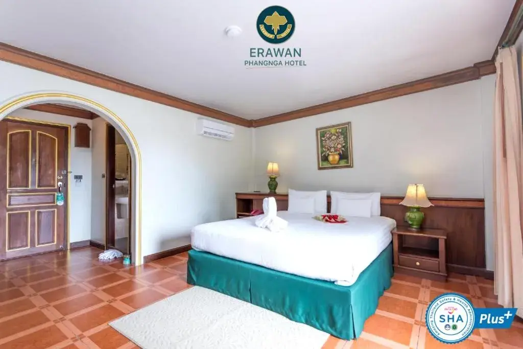 Superior Double in Erawan Hotel Superior Double in Erawan Hotel