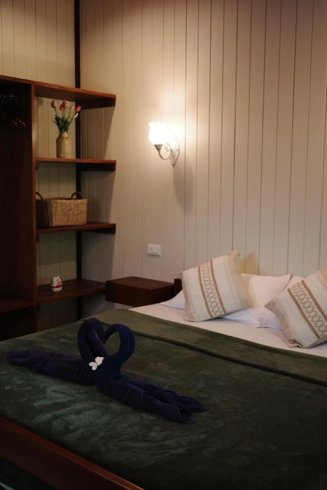 Bed in Khao Sok Green Mountain View