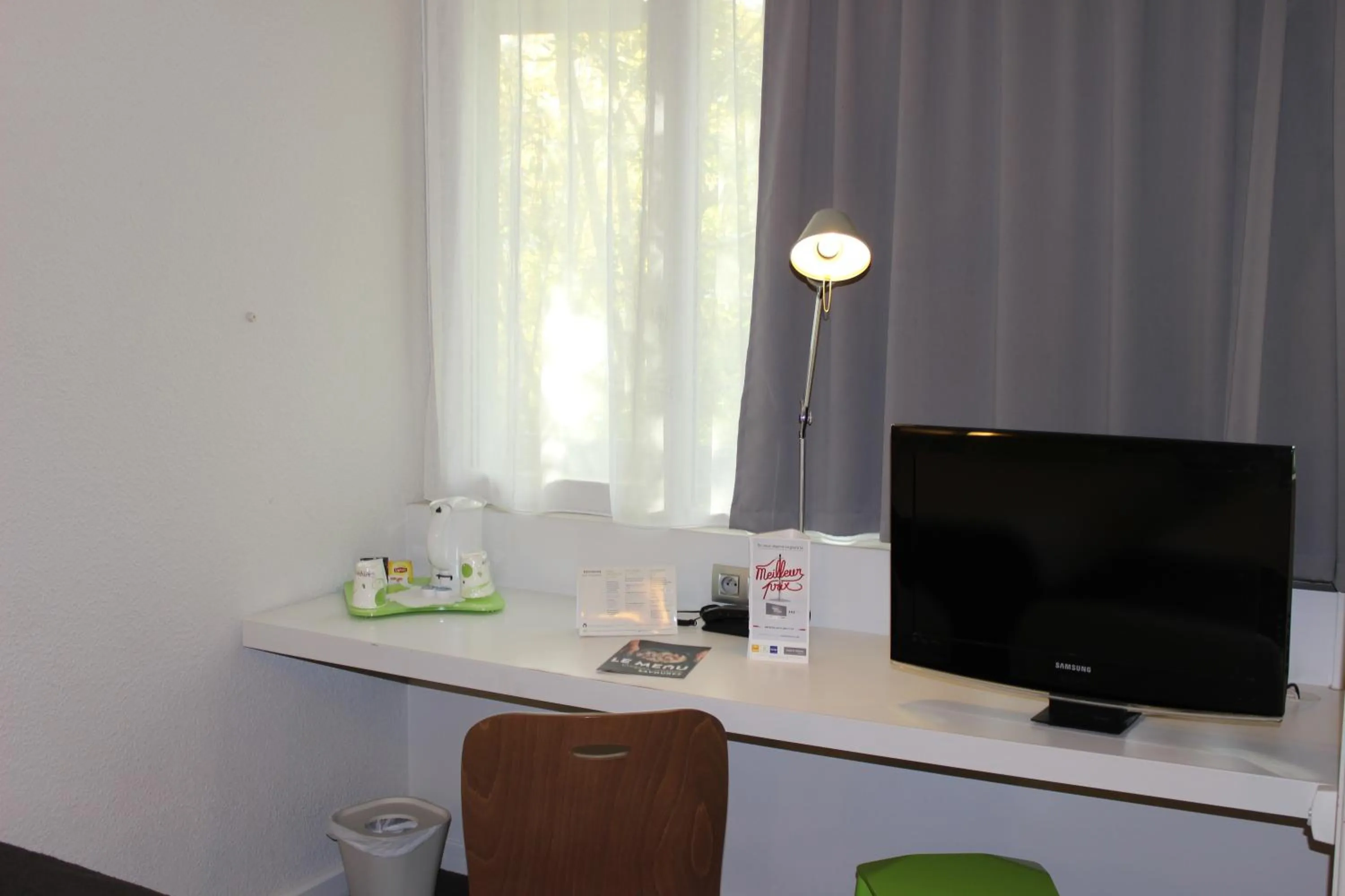 Coffee/tea facilities in Campanile Toulon - La Seyne sur Mer - Sanary